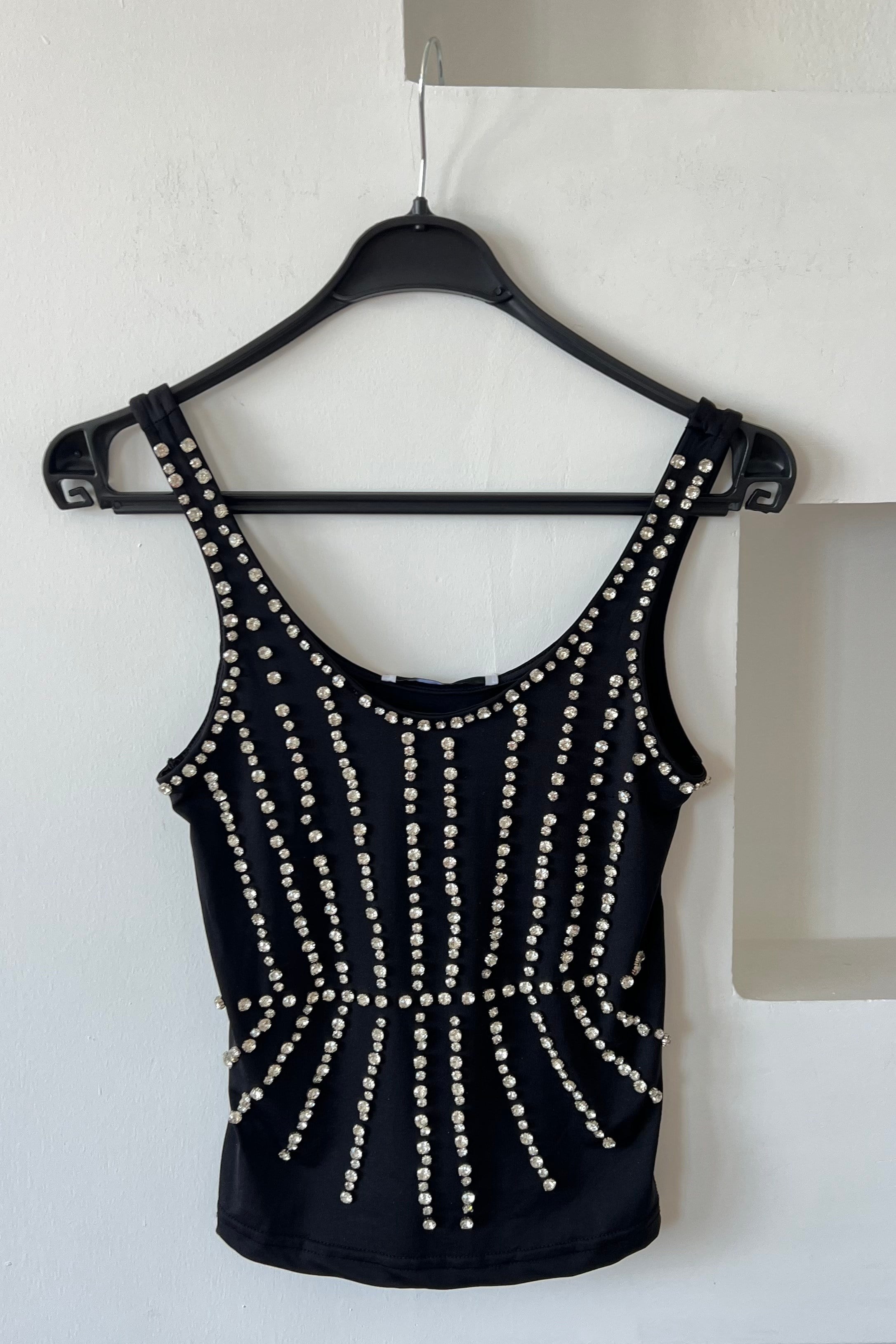 Siyah Taş İşlemeli Body uygun fiyatlarda www.butikhola.com adresinde