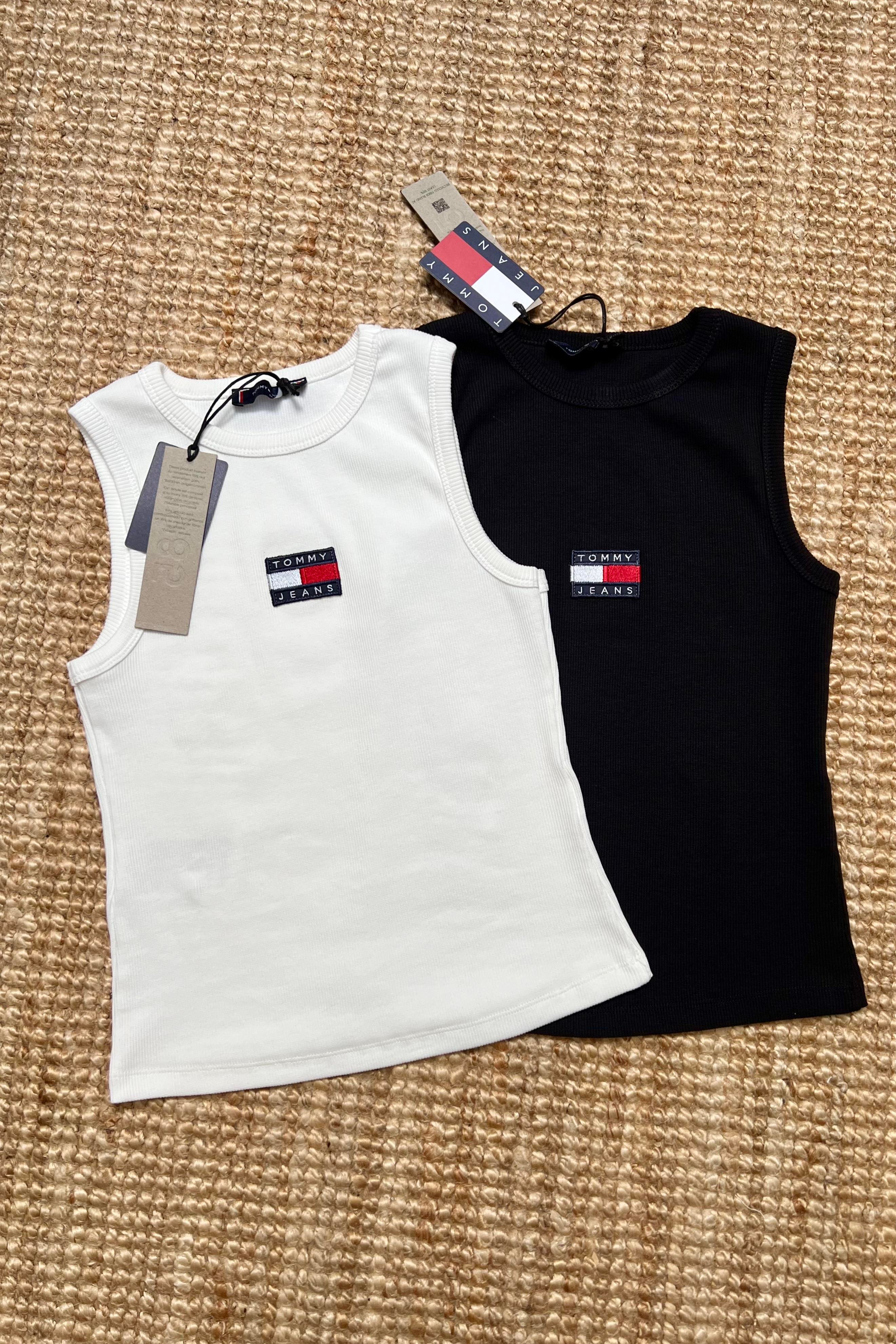 Siyah TH Arma Nakışlı Kolsuz Tshirt uygun fiyatlarda www.butikhola.com adresinde