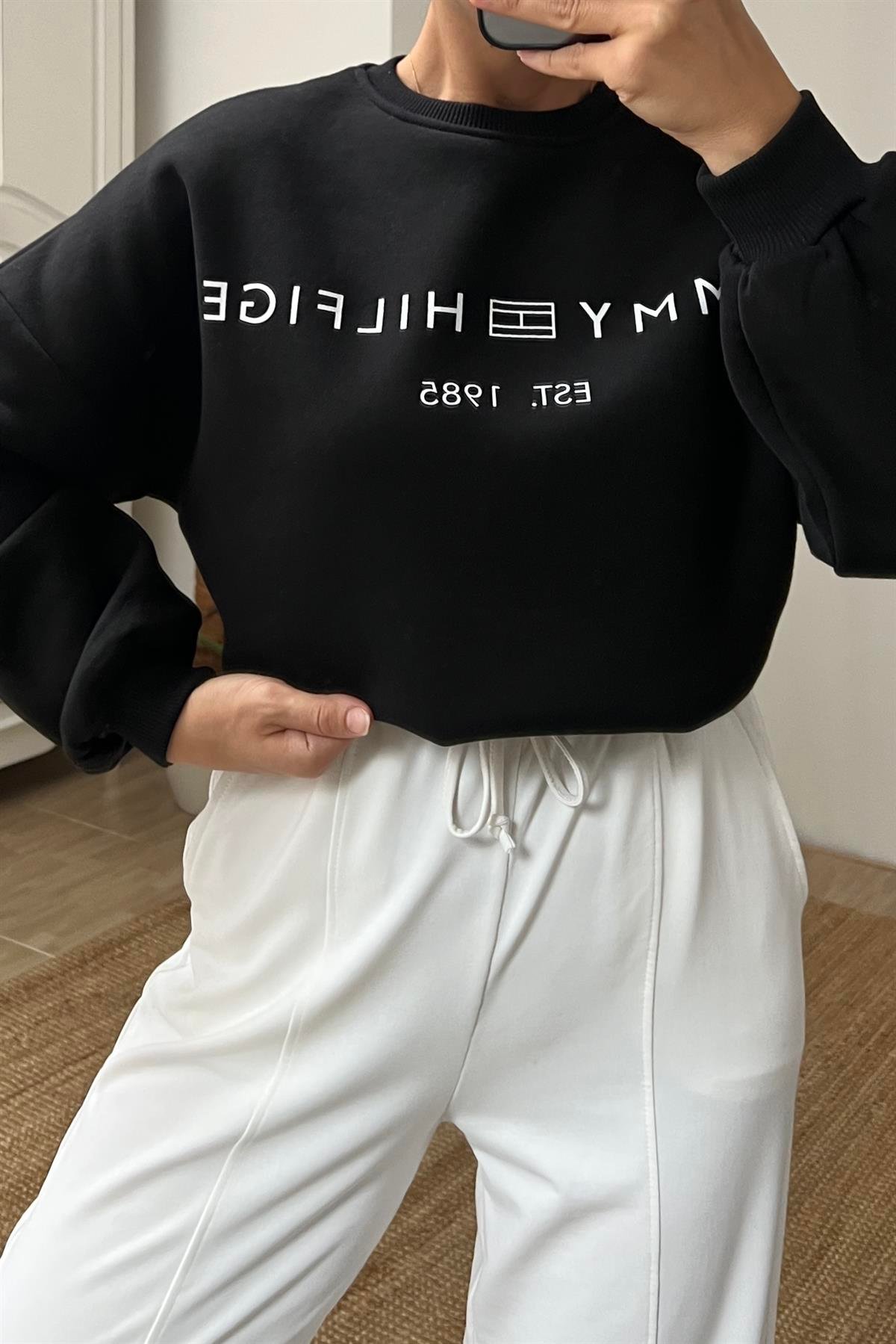 Siyah Tommy Sweatshirt uygun fiyatlarda www.butikhola.com adresinde