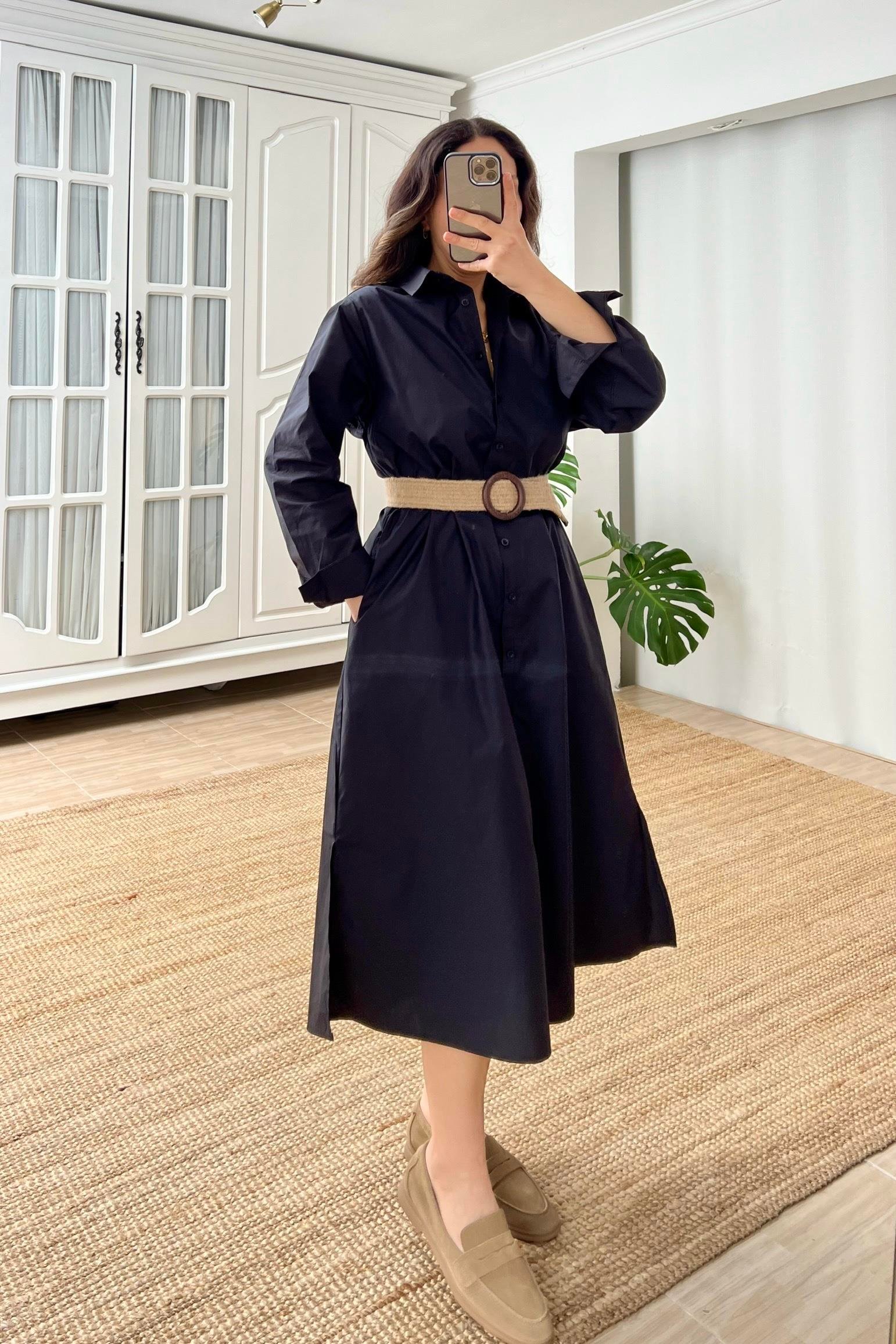 Siyah Yırtmaçlı Poplin Gömlek Elbise uygun fiyatlarda www.butikhola.com adresinde