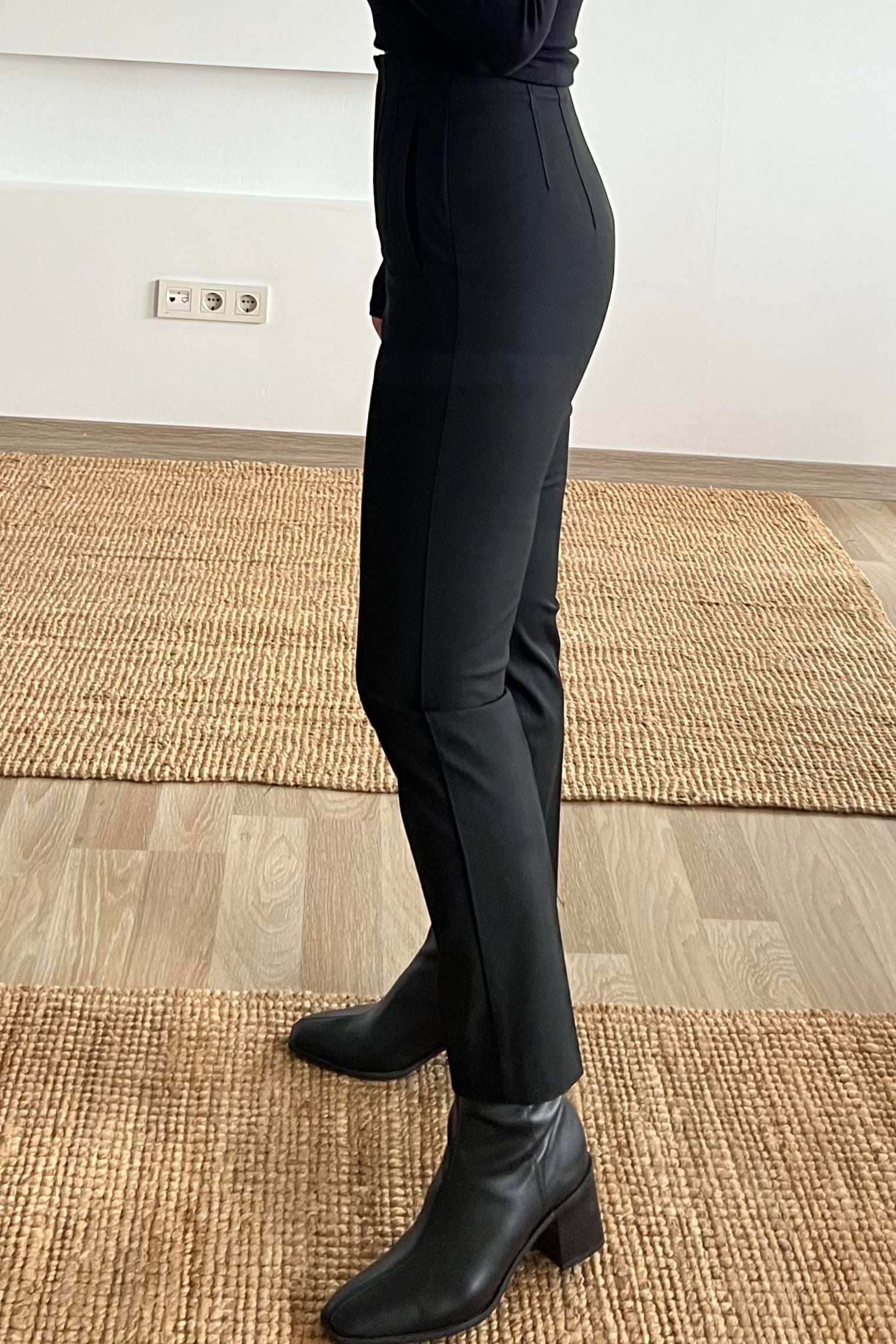 Siyah Yüksek Bel Dikiş Detaylı Pantolon uygun fiyatlarda www.butikhola.com adresinde