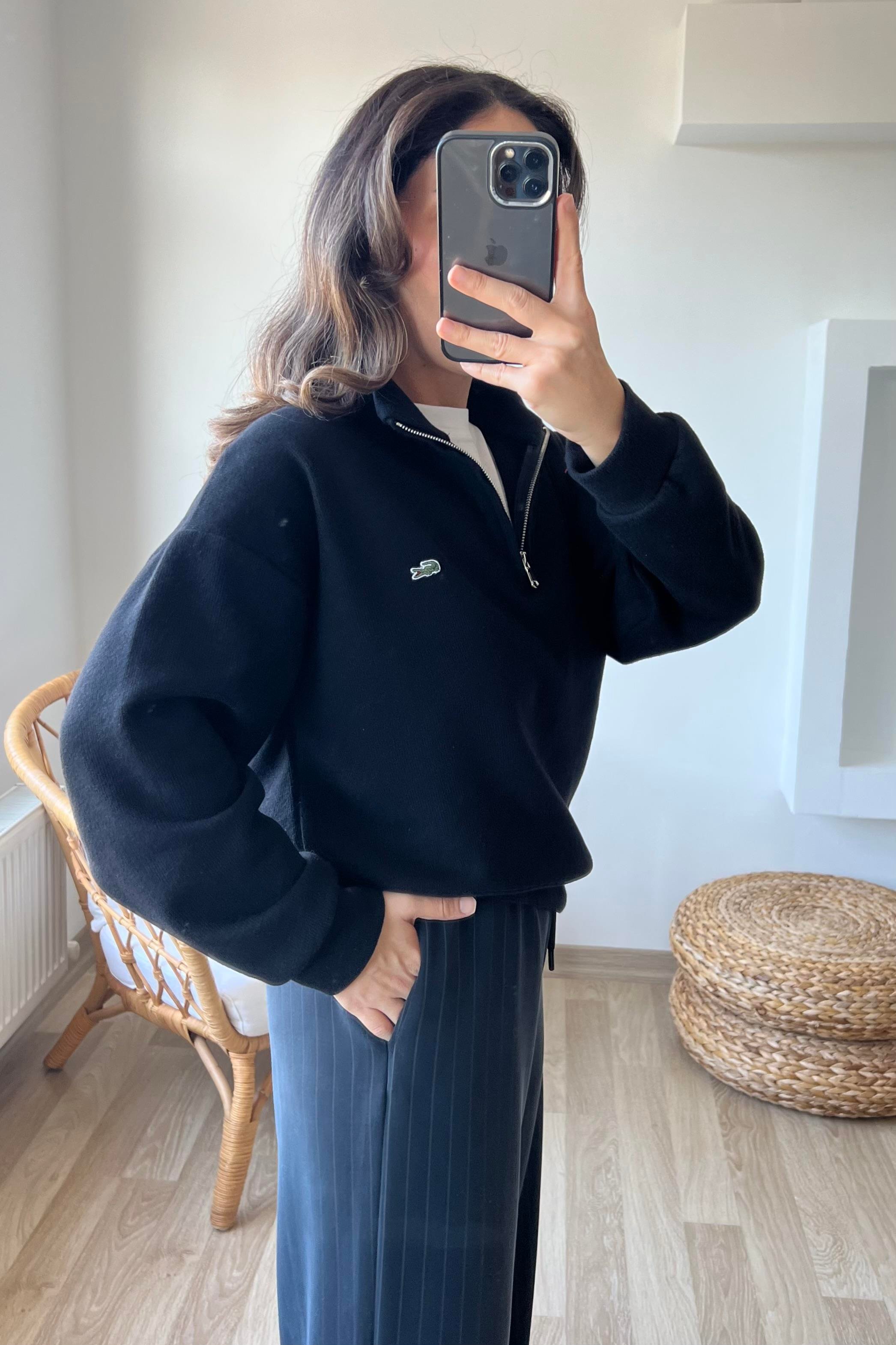 Siyah Yumuşak Dokulu Yakası Fermuarlı Sweatshirt uygun fiyatlarda www.butikhola.com adresinde