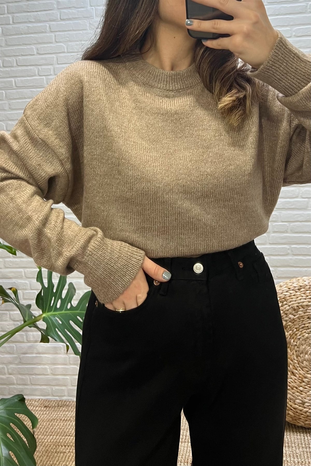 Sütlü Kahve Oversize Basic Kazak uygun fiyatlarda www.butikhola.com adresinde