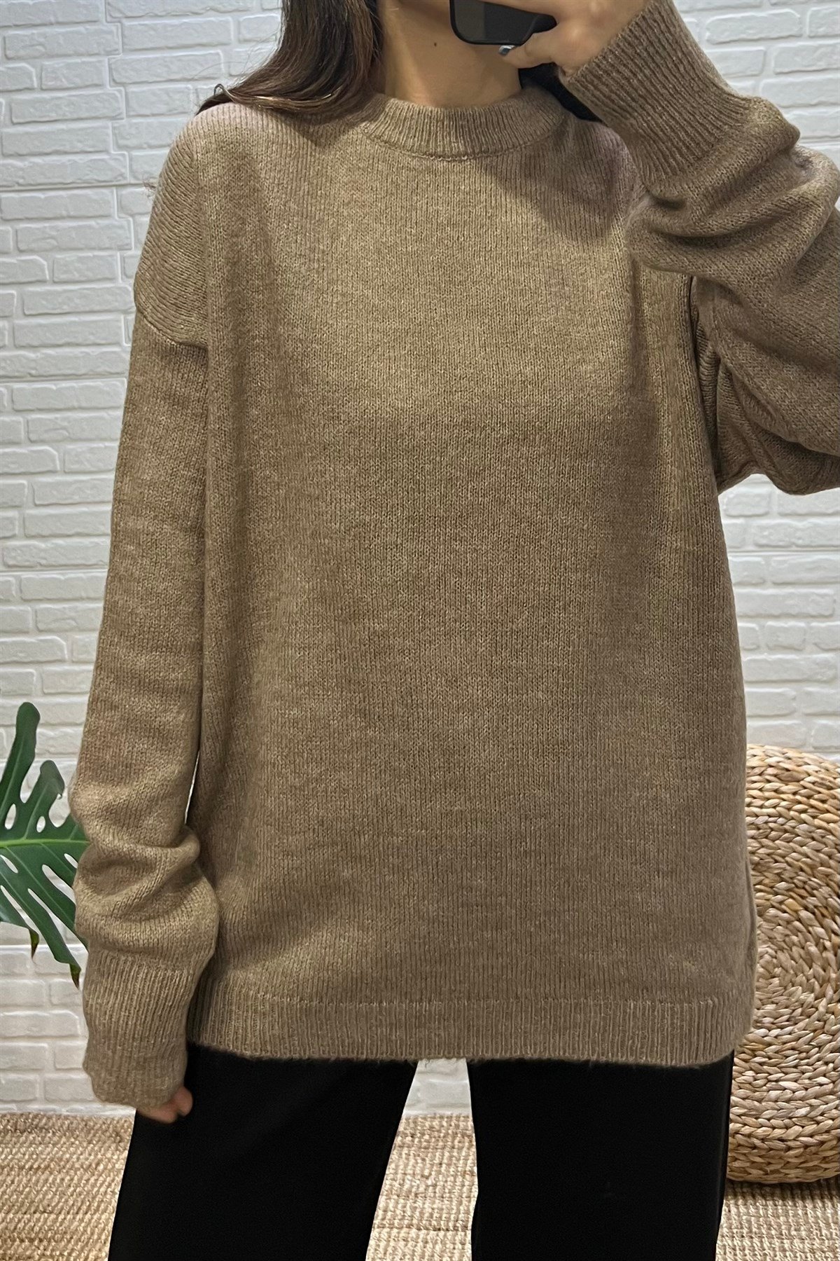 Sütlü Kahve Oversize Basic Kazak uygun fiyatlarda www.butikhola.com adresinde