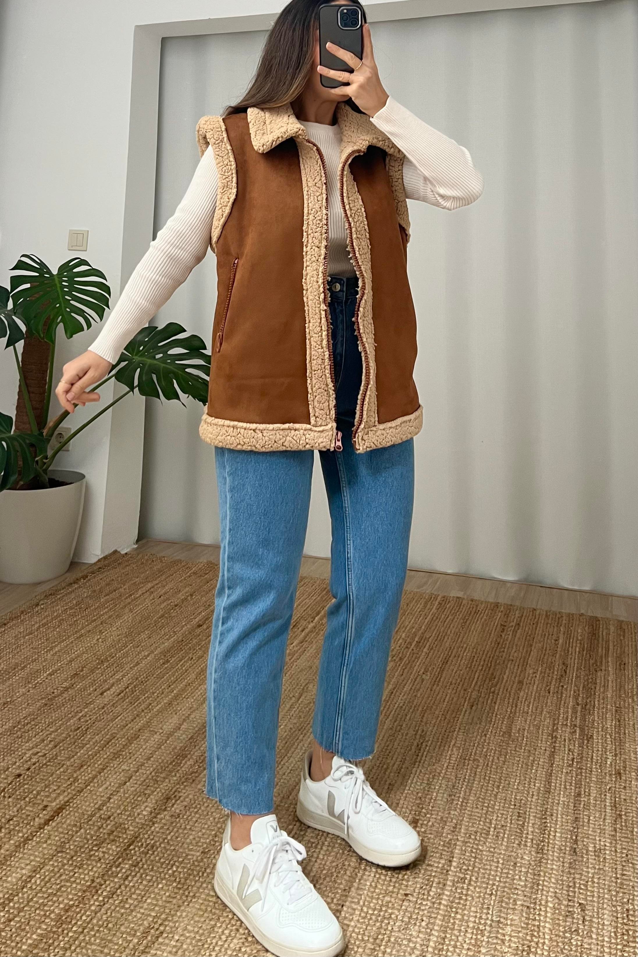 Taba İçi Kürklü Nubuk Yelek uygun fiyatlarda www.butikhola.com adresinde