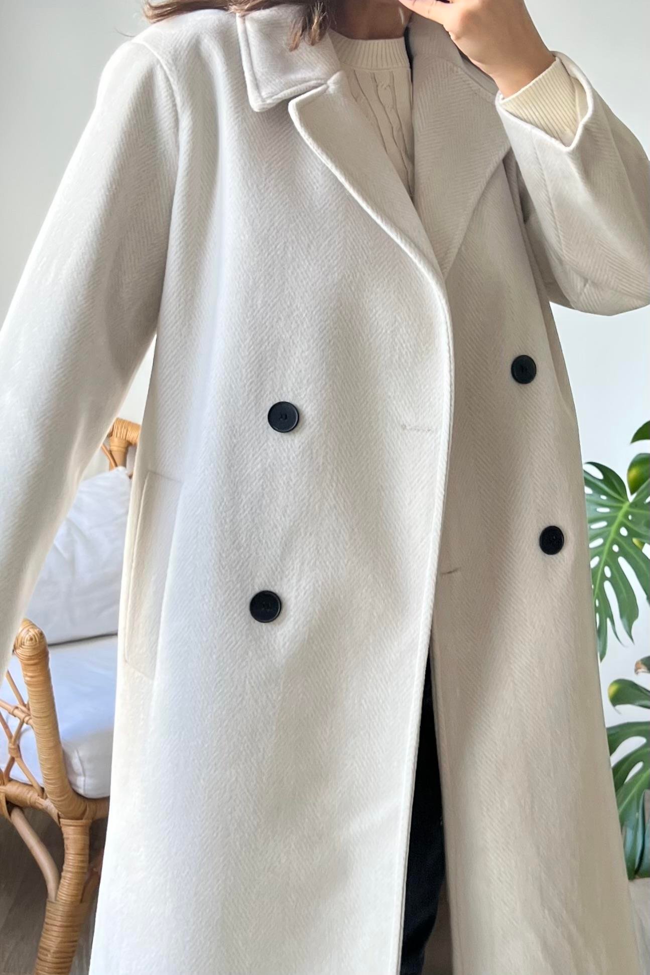Taş Balıksırtı Premium Kruvaze Kaban uygun fiyatlarda www.butikhola.com adresinde