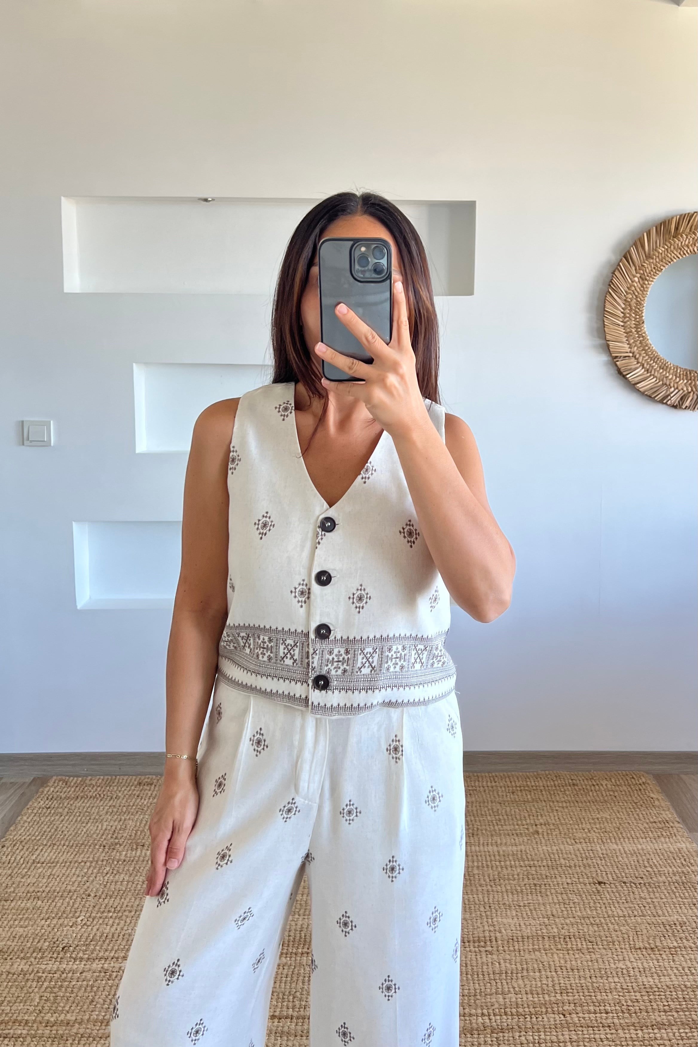 Taş Etnik Desen Yelek Pantolon Keten Takım uygun fiyatlarda www.butikhola.com adresinde