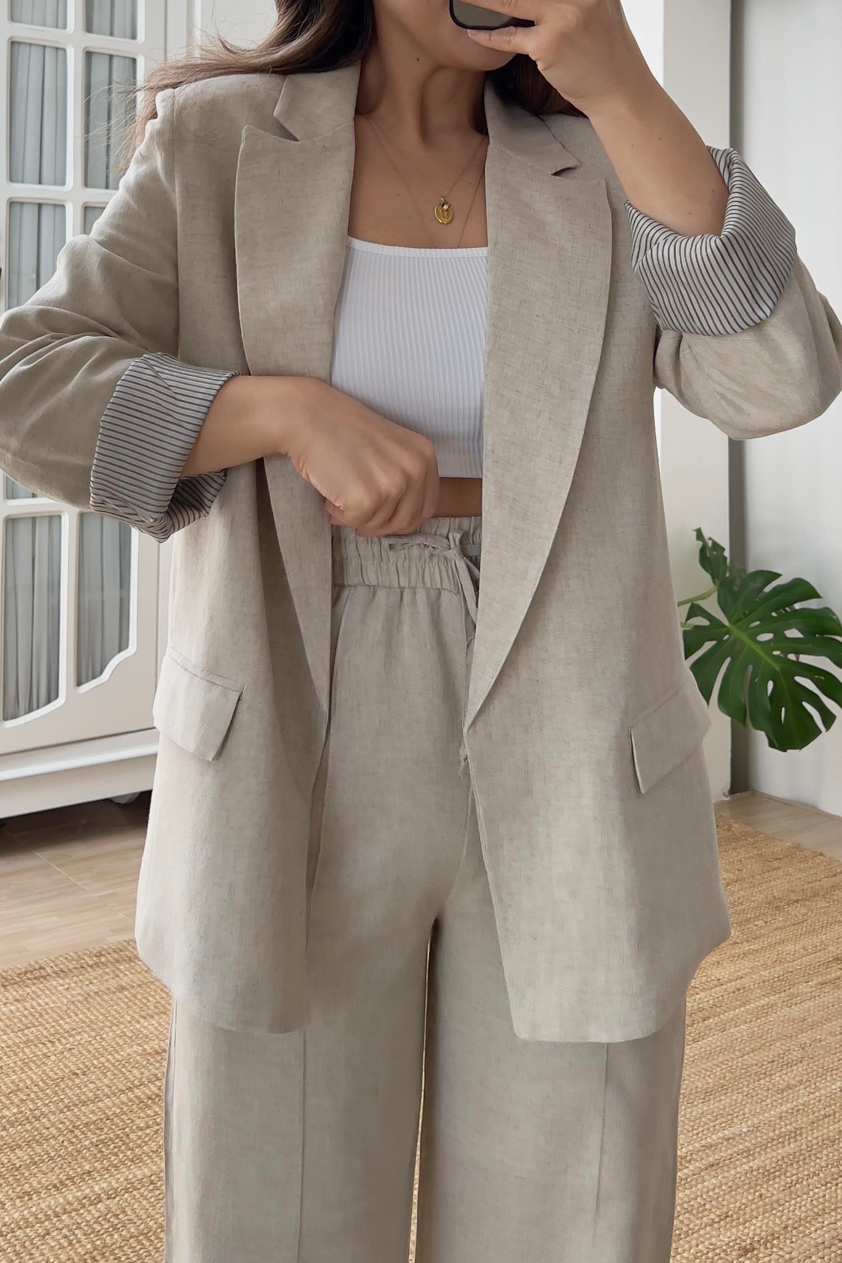 Taş Kapak Cepli Keten Blazer Ceket uygun fiyatlarda www.butikhola.com adresinde