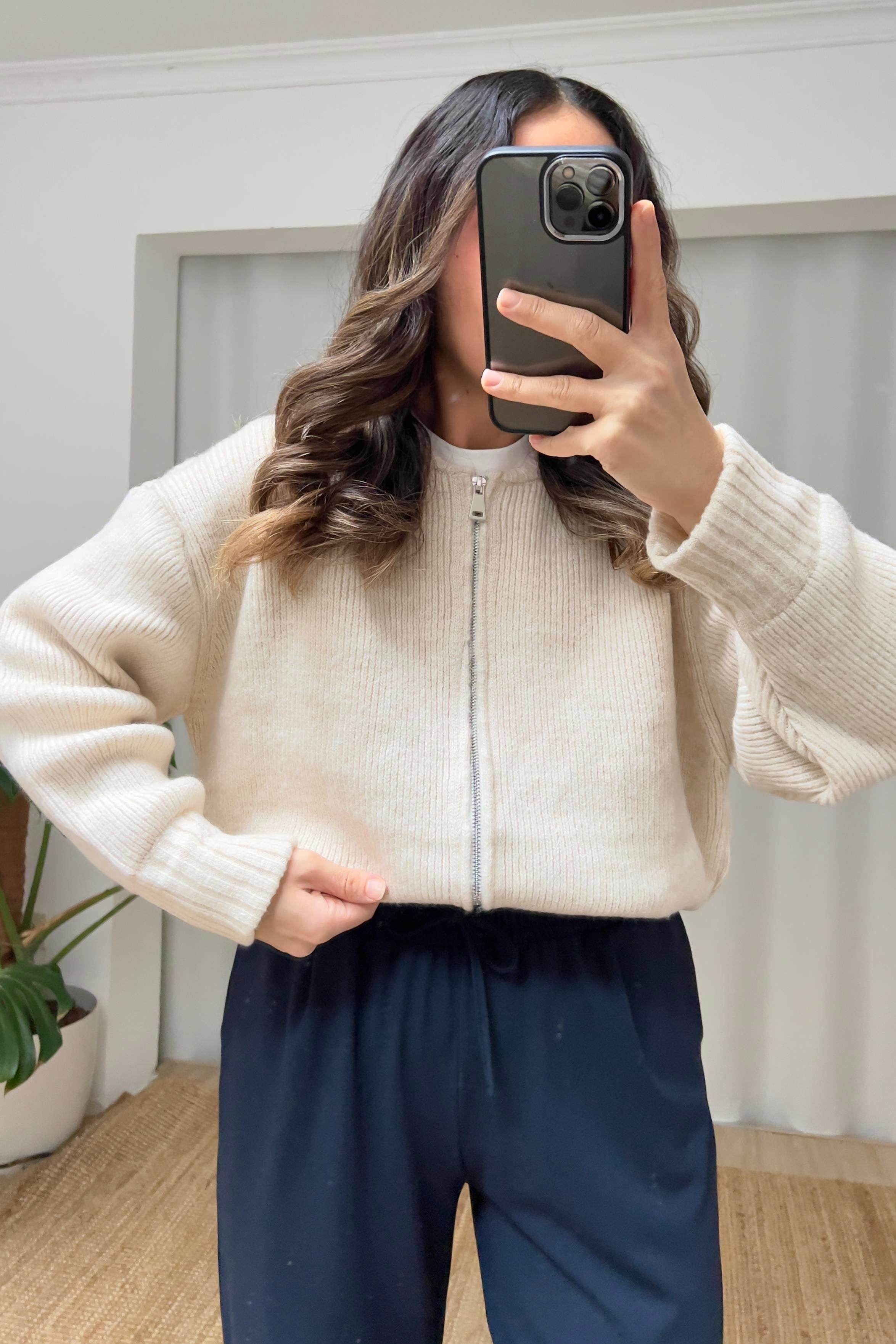 Taş Rengi Bomber Hırka uygun fiyatlarda www.butikhola.com adresinde