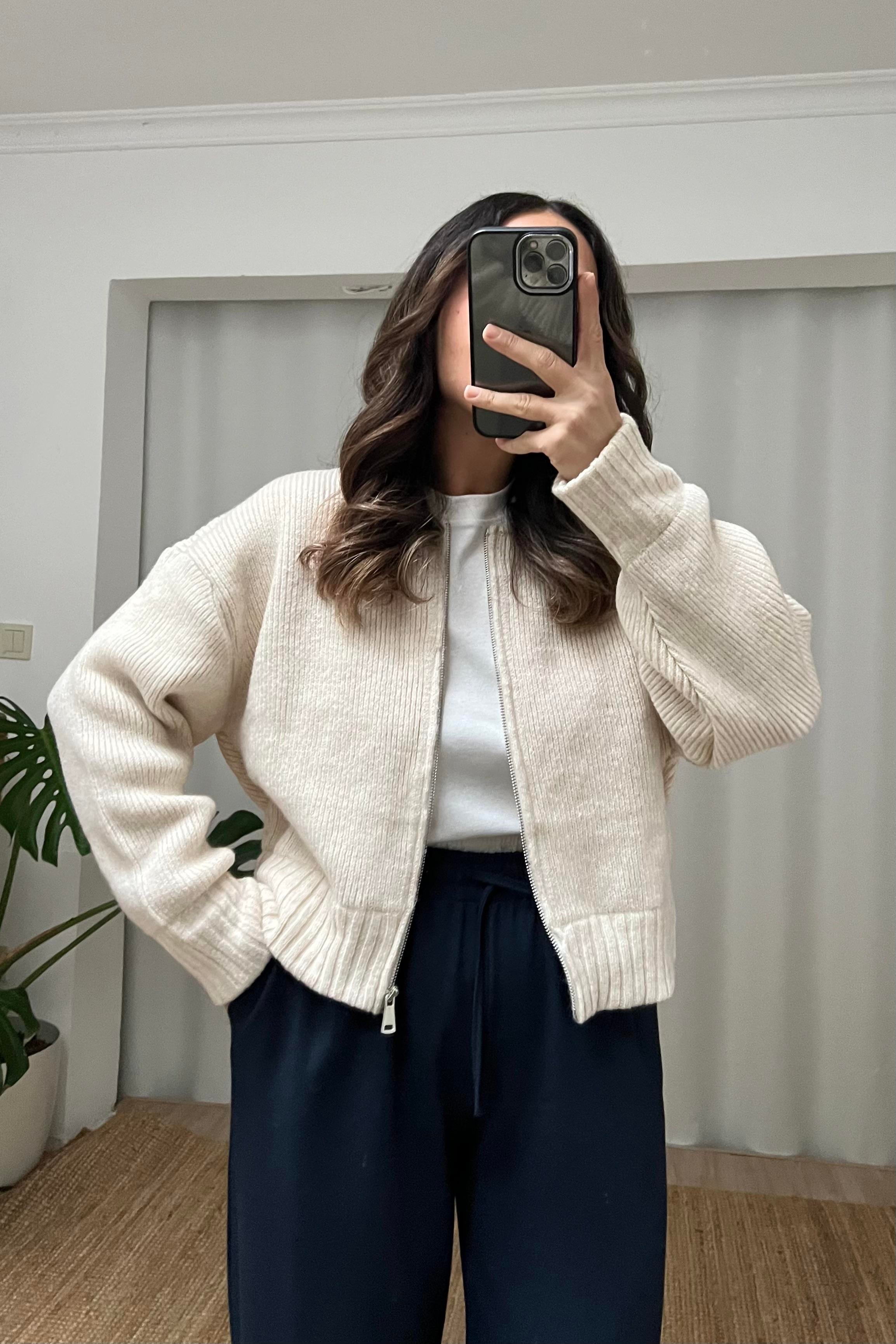 Taş Rengi Bomber Hırka uygun fiyatlarda www.butikhola.com adresinde