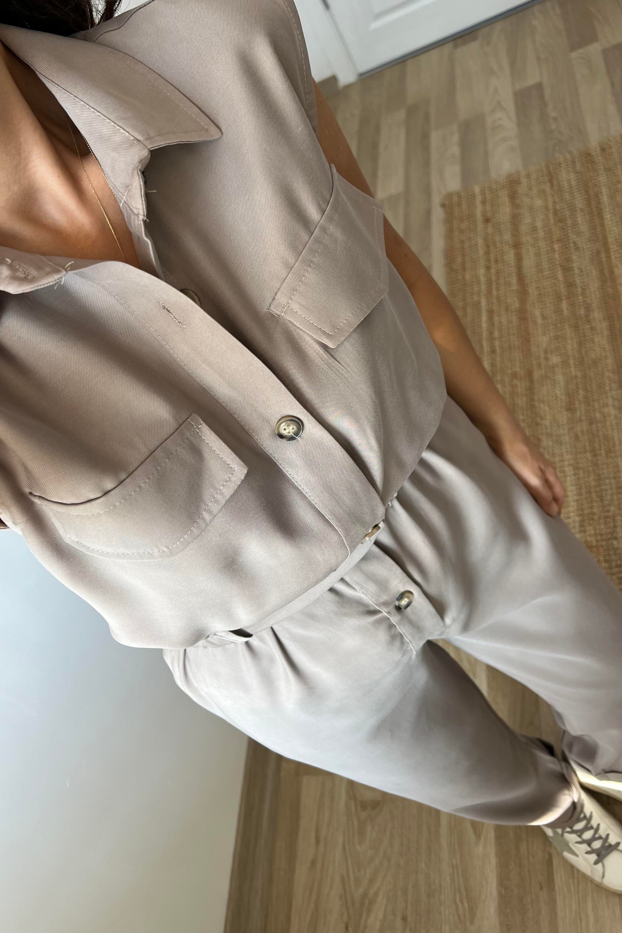 Taş Rengi Cepli Kuşaklı Tulum uygun fiyatlarda www.butikhola.com adresinde