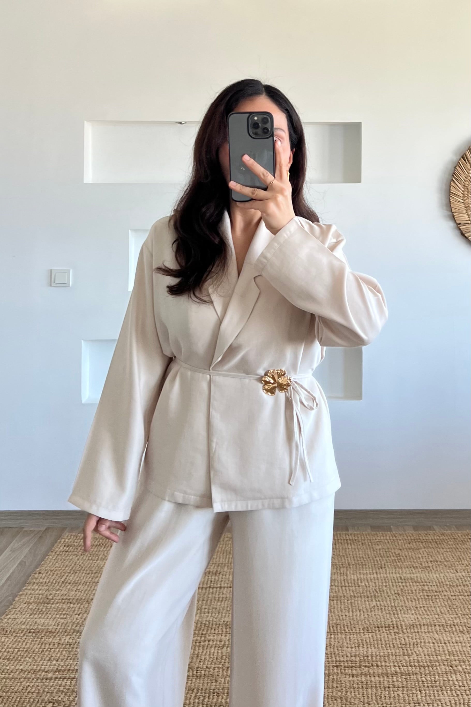 Taş Rengi Çıkarılabilir Broşlu Kimono Pantolon Takım uygun fiyatlarda www.butikhola.com adresinde