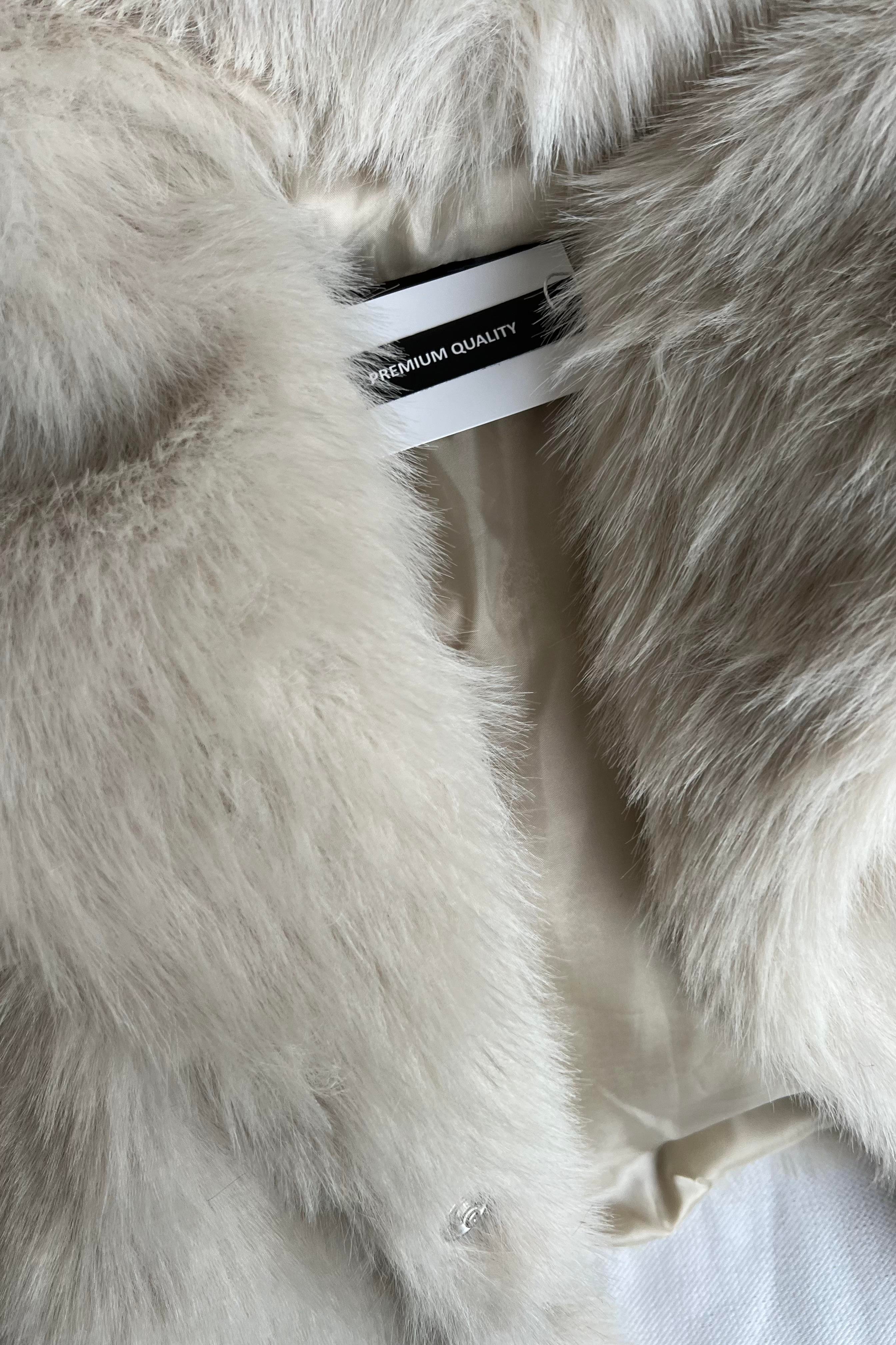 Taş Rengi Suni Kürk Ceket uygun fiyatlarda www.butikhola.com adresinde