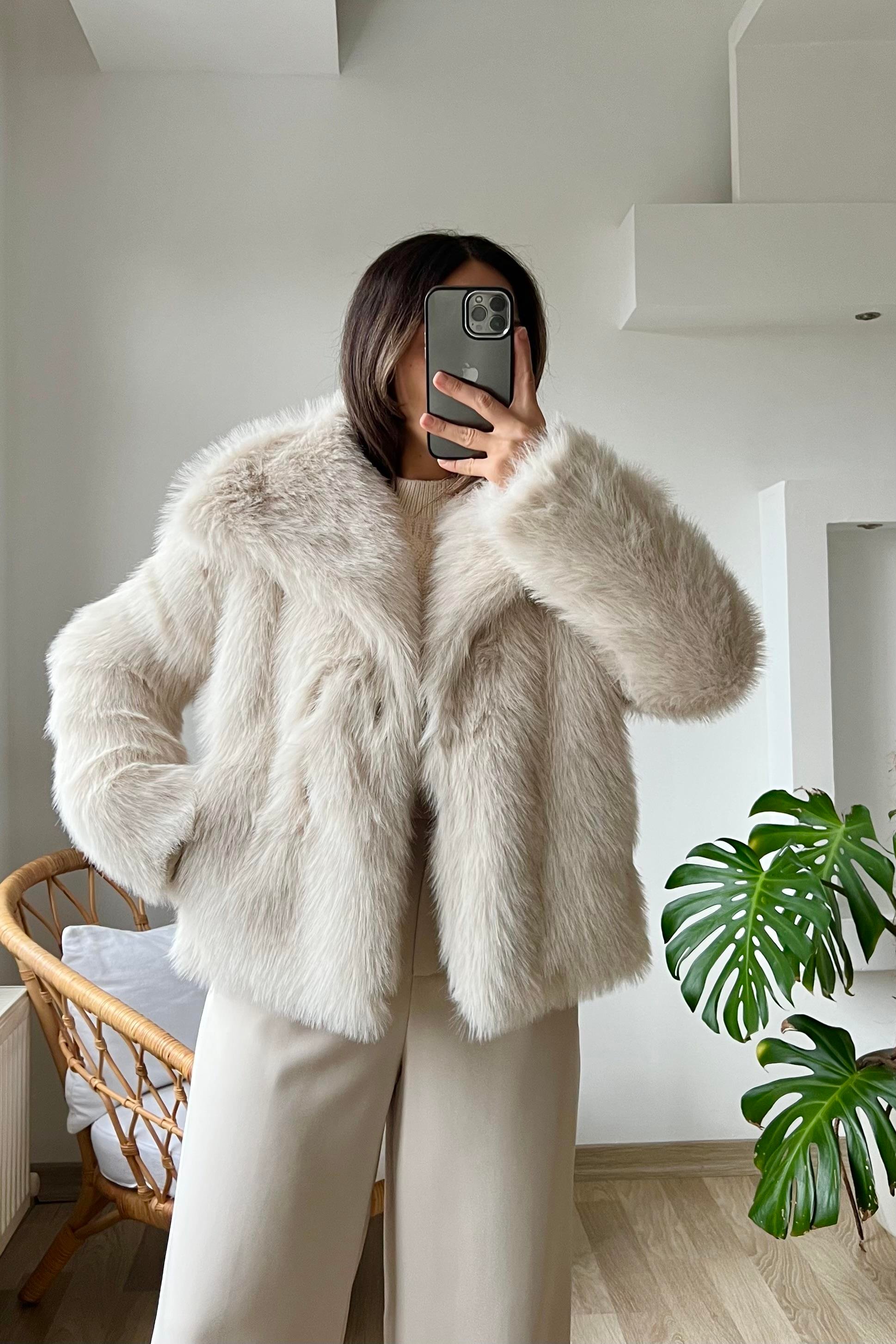 Taş Rengi Suni Kürk Ceket uygun fiyatlarda www.butikhola.com adresinde