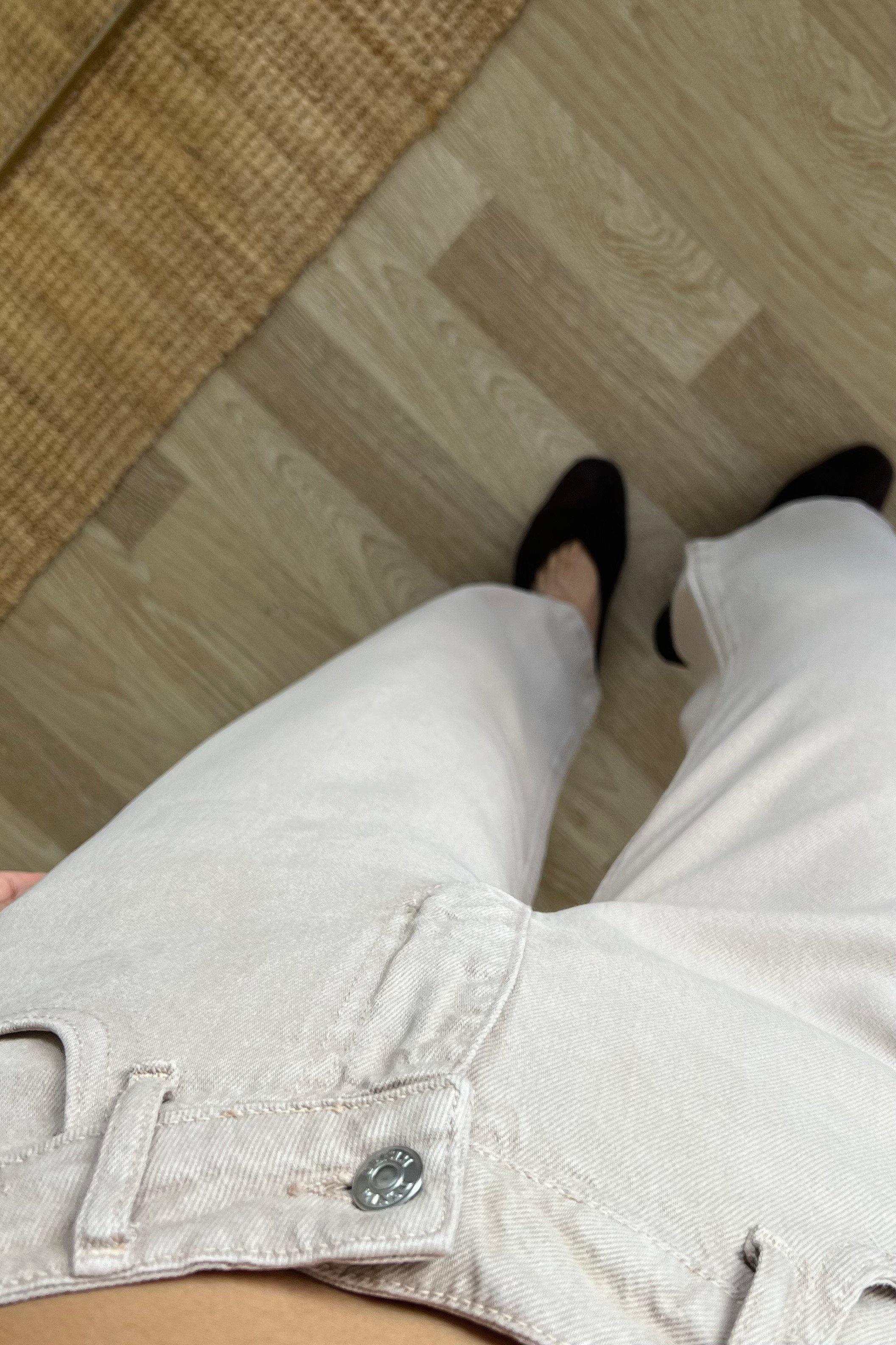 Taş Rengi Yumuşak Dokulu Jean uygun fiyatlarda www.butikhola.com adresinde
