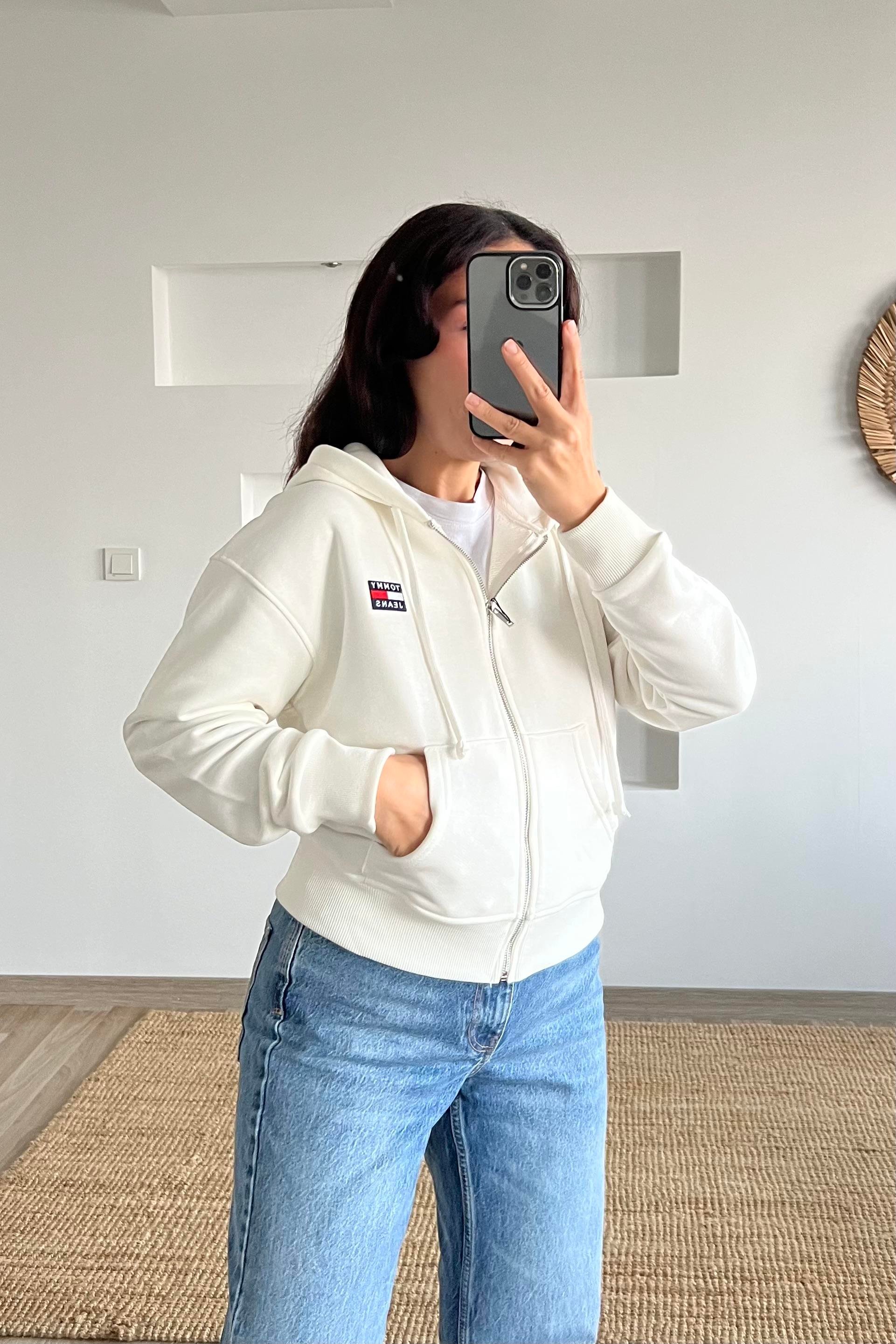 TH Ekru Logo Nakışlı Sweat Hırka uygun fiyatlarda www.butikhola.com adresinde