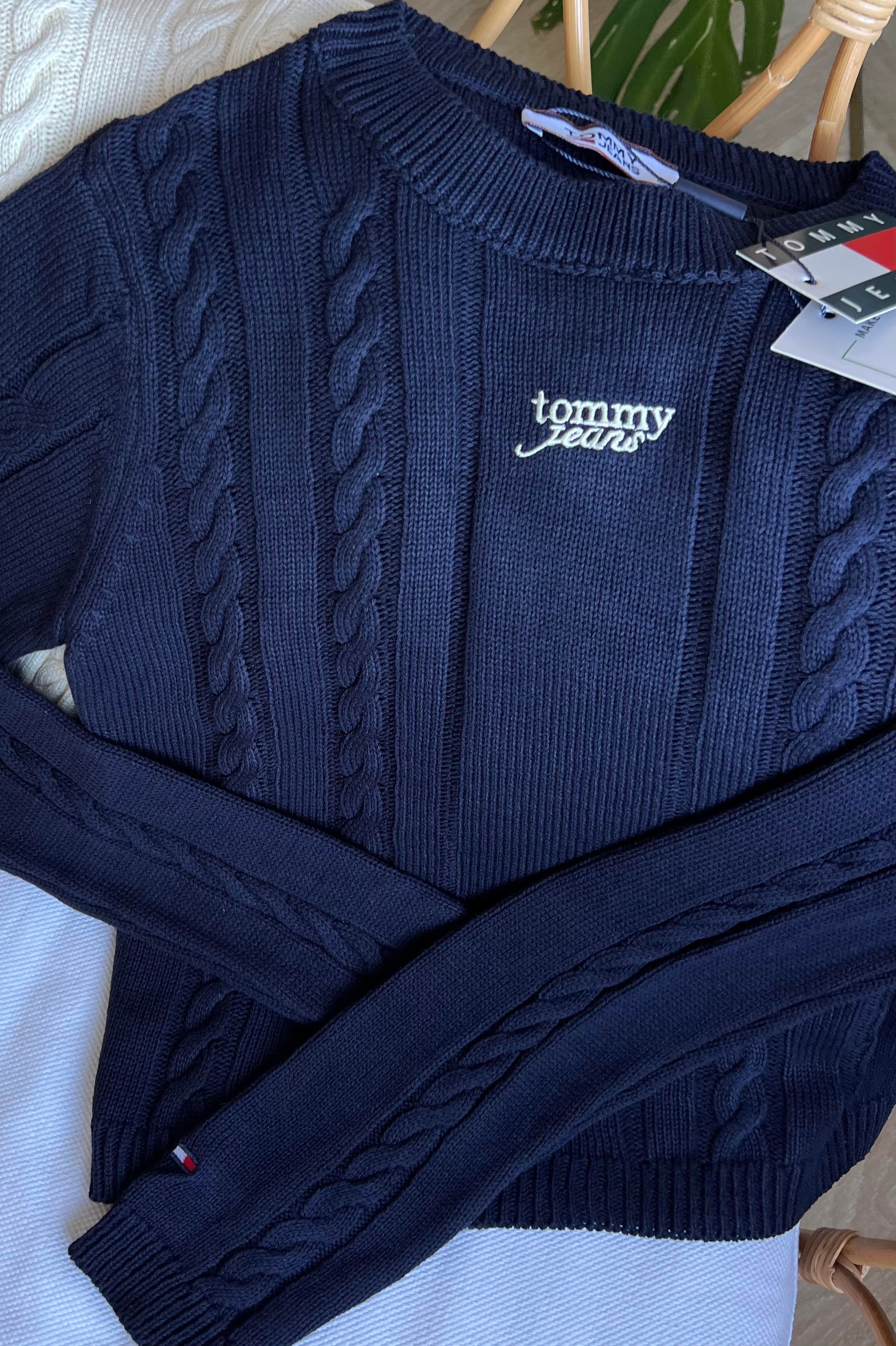 TH Lacivert Logo Detaylı Mevsimlik Triko uygun fiyatlarda www.butikhola.com adresinde