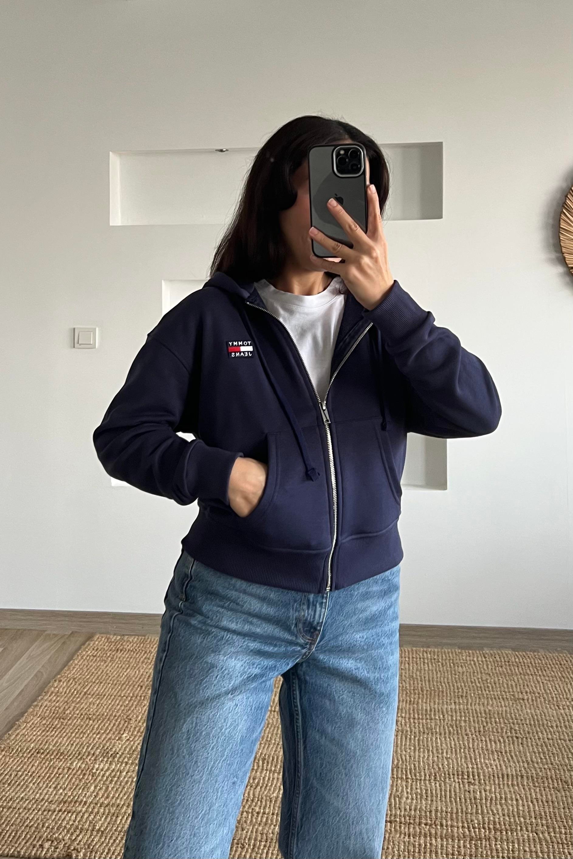 TH Lacivert Logo Nakışlı Sweat Hırka uygun fiyatlarda www.butikhola.com adresinde