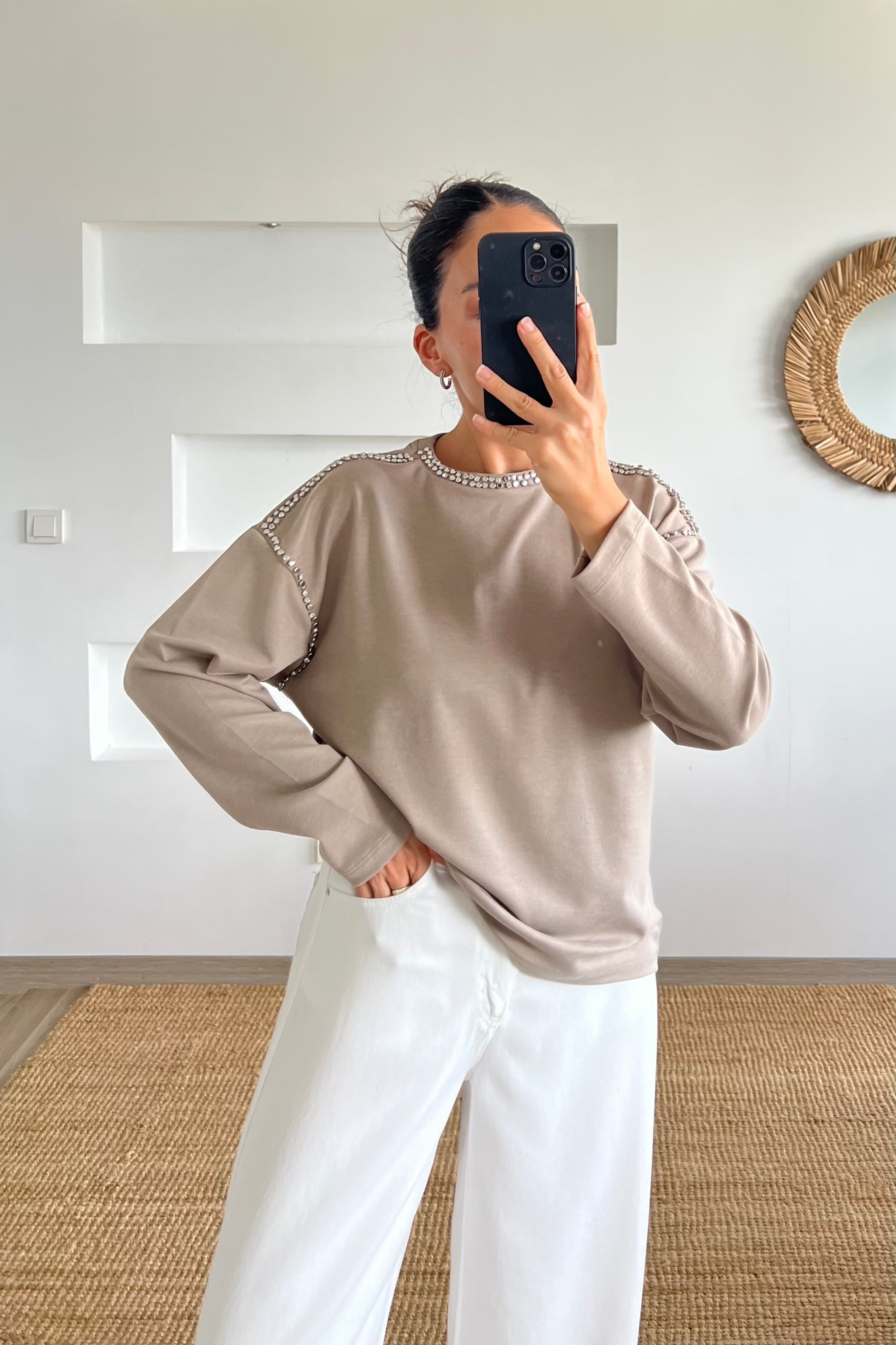 Vizon Yumuşak Dokulu Taş Çakımlı Sweat uygun fiyatlarda www.butikhola.com adresinde