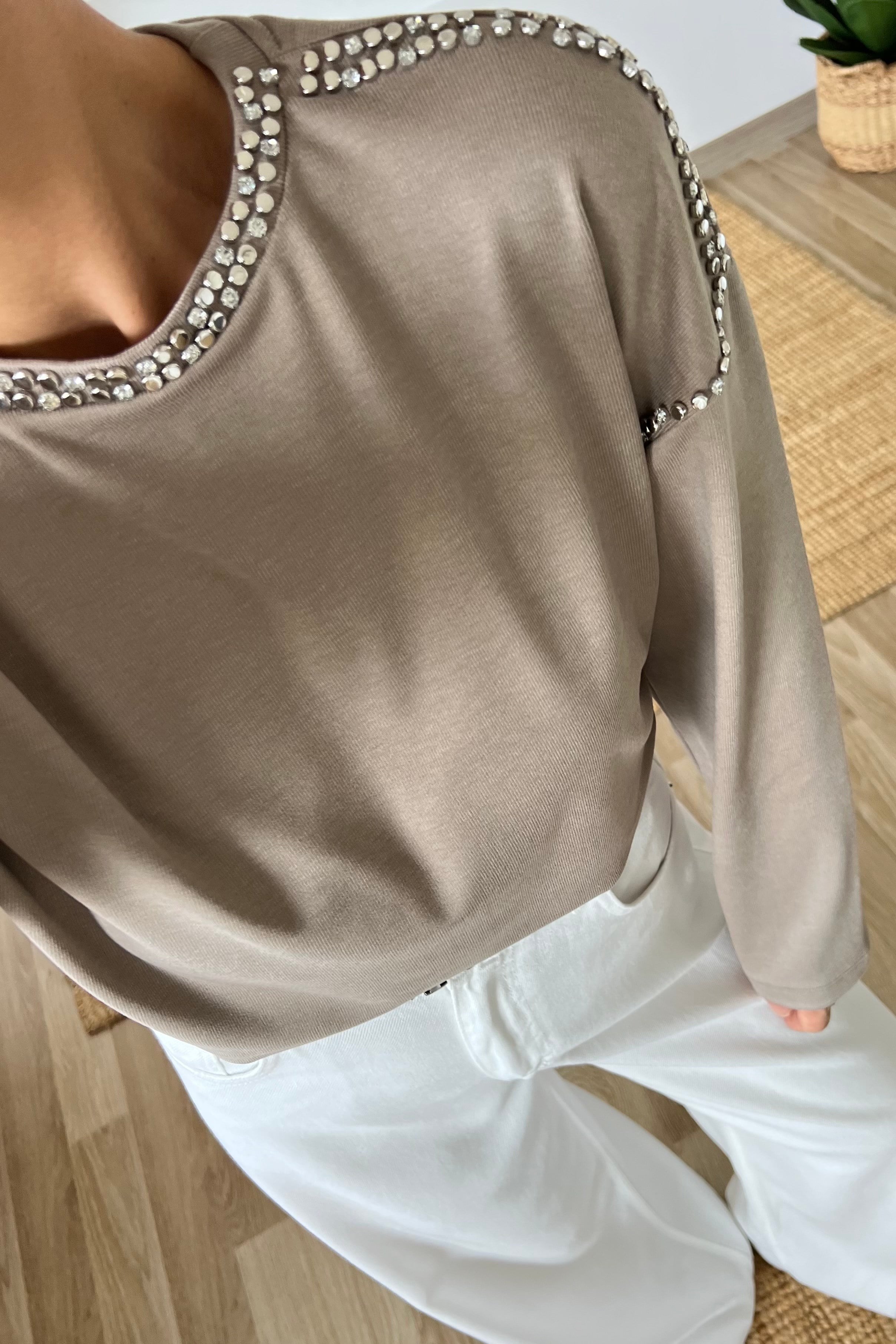 Vizon Yumuşak Dokulu Taş Çakımlı Sweat uygun fiyatlarda www.butikhola.com adresinde