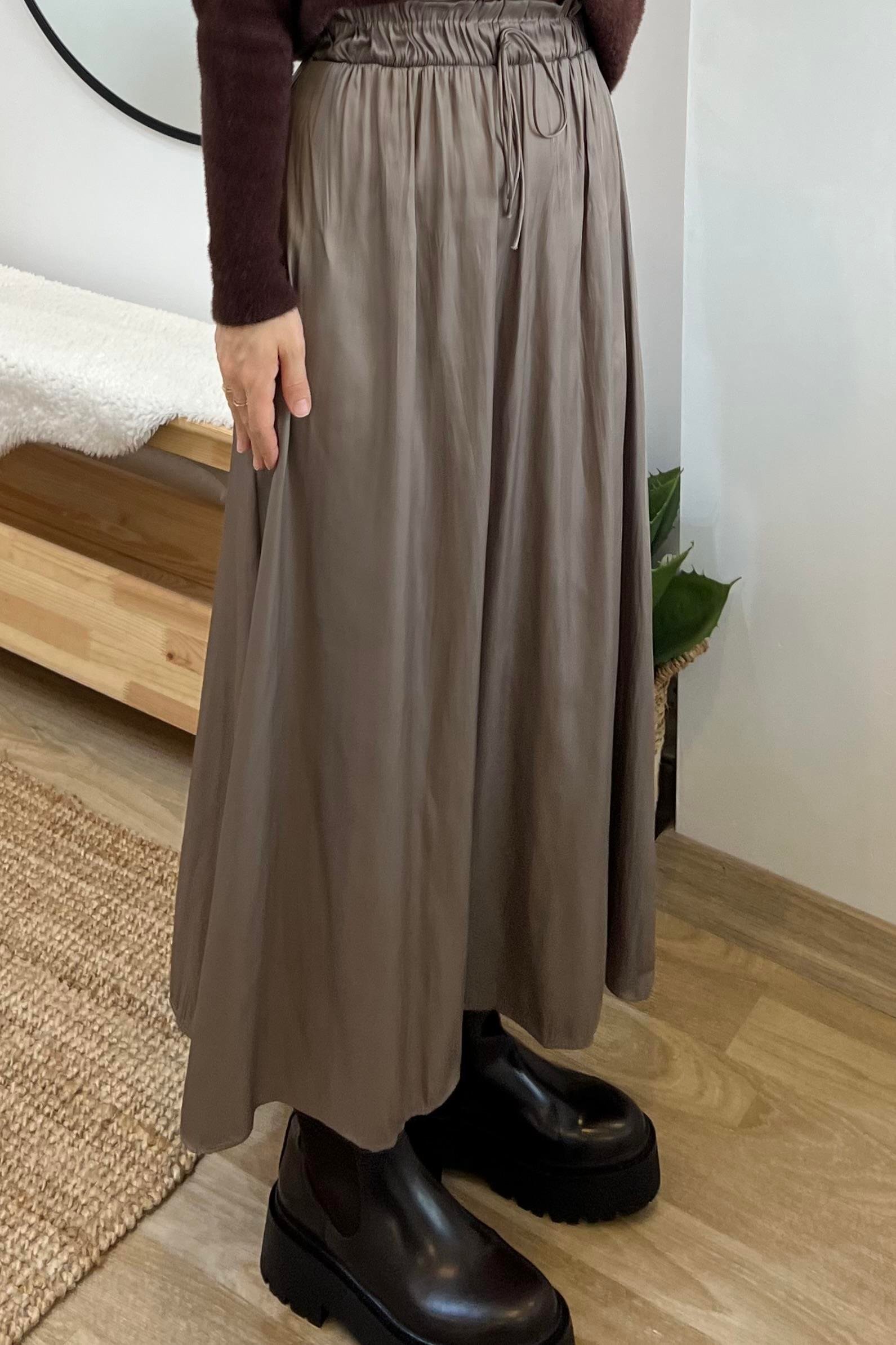Vizon ZR Pilili Saten Midi Etek uygun fiyatlarda www.butikhola.com adresinde