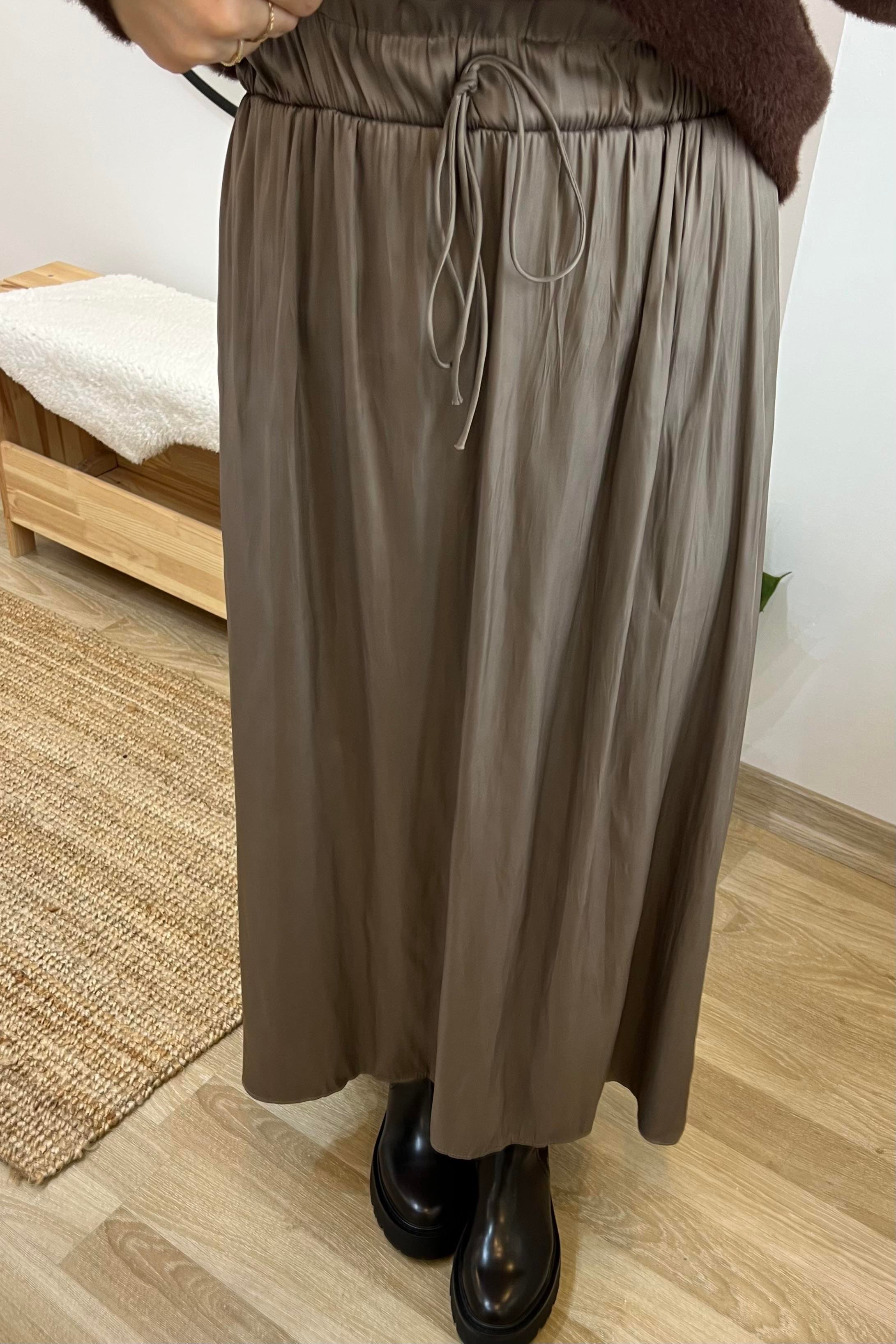 Vizon ZR Pilili Saten Midi Etek uygun fiyatlarda www.butikhola.com adresinde