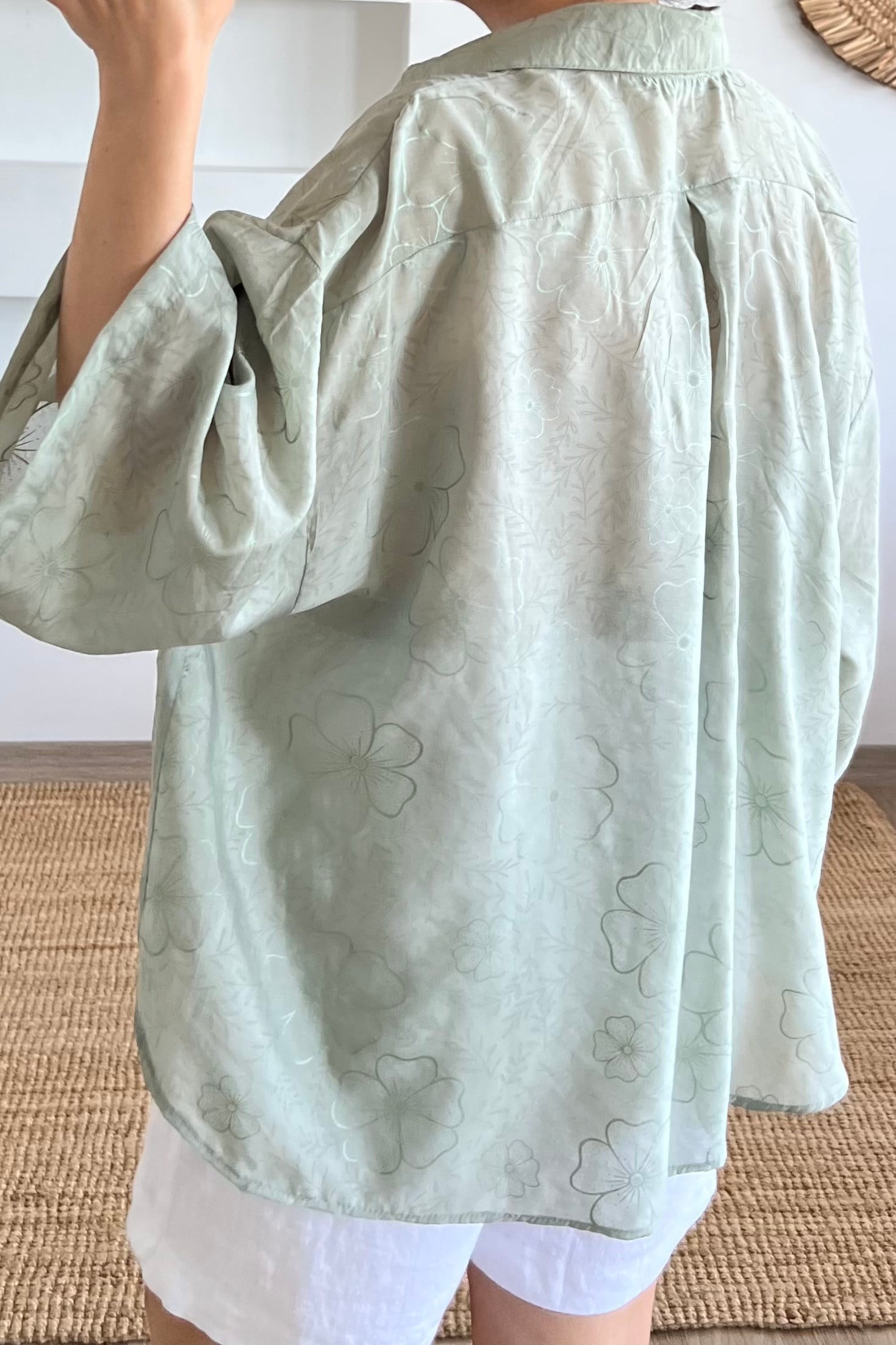 Yeşil Çiçek Desenli Oversize Gömlek uygun fiyatlarda www.butikhola.com adresinde