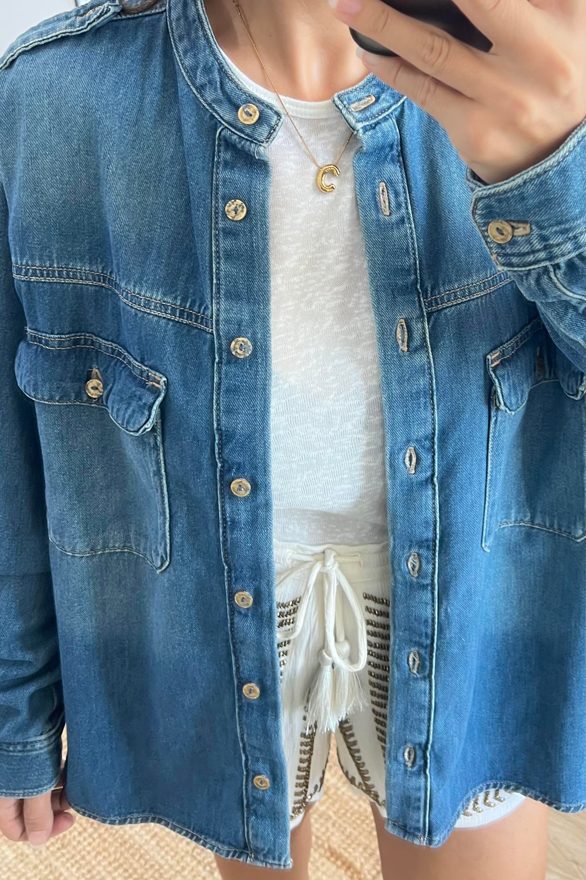 Yumuşak Dokulu Cepli Kot Gömlek uygun fiyatlarda www.butikhola.com adresinde