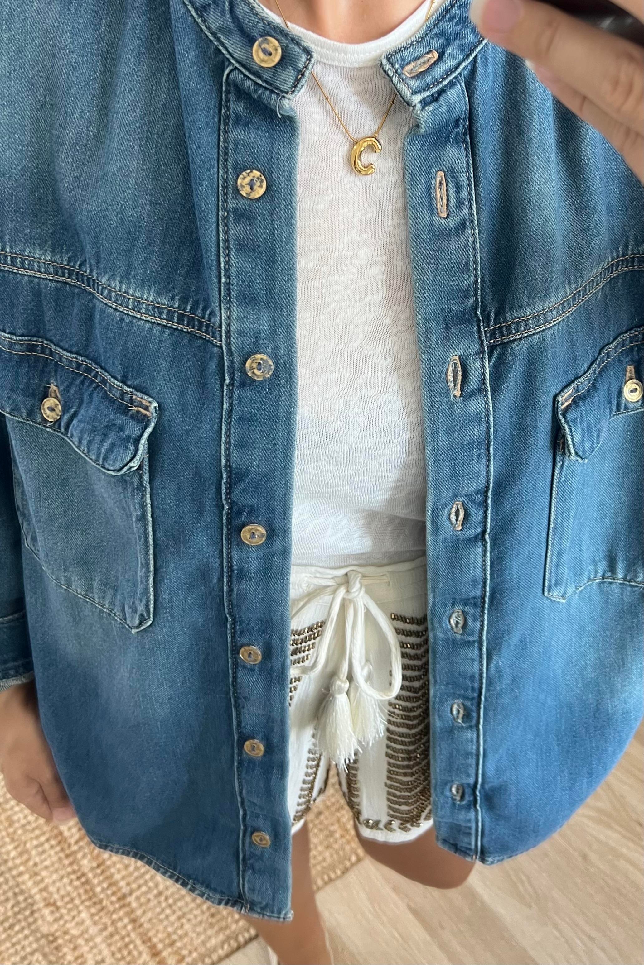 Yumuşak Dokulu Cepli Kot Gömlek uygun fiyatlarda www.butikhola.com adresinde