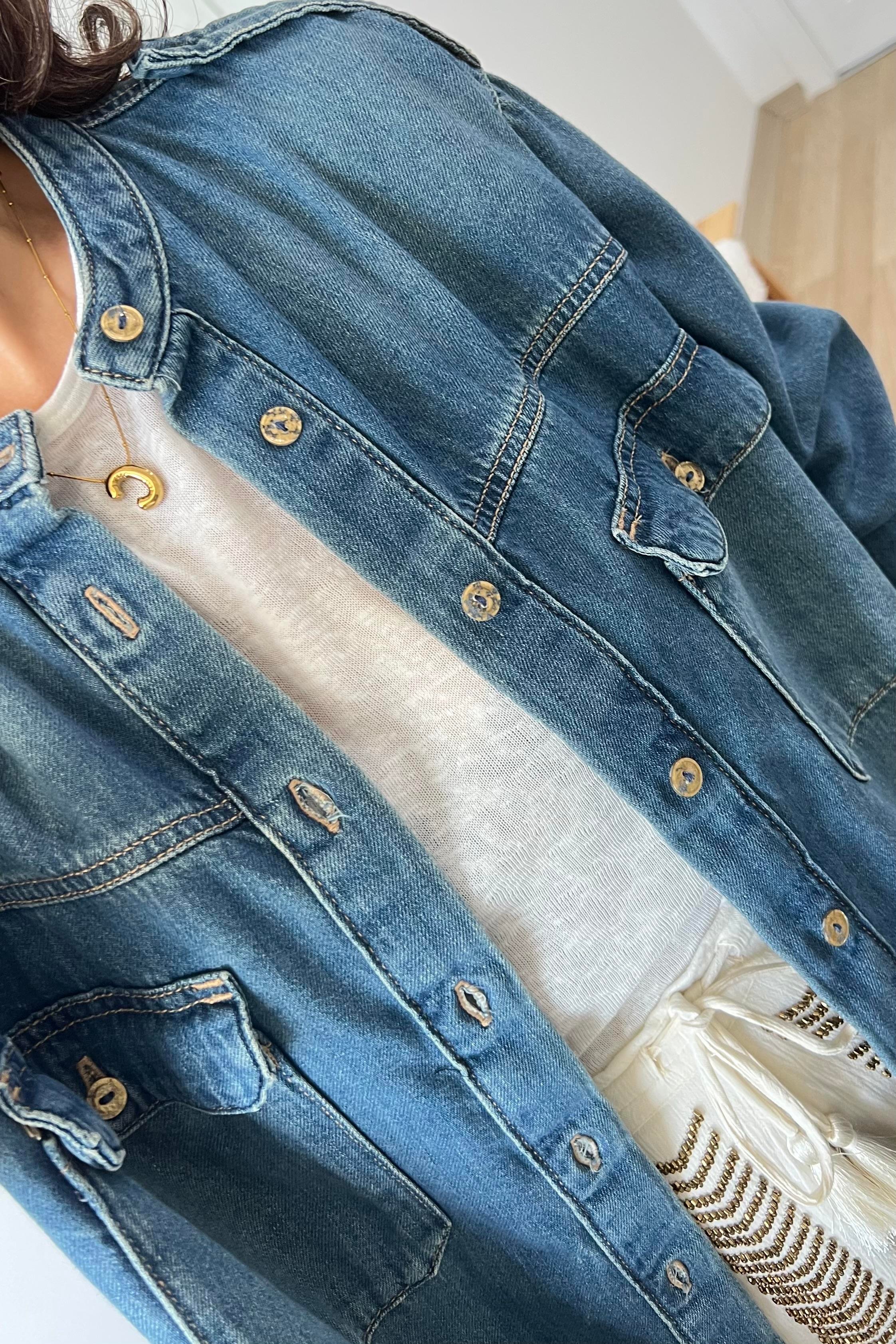 Yumuşak Dokulu Cepli Kot Gömlek uygun fiyatlarda www.butikhola.com adresinde