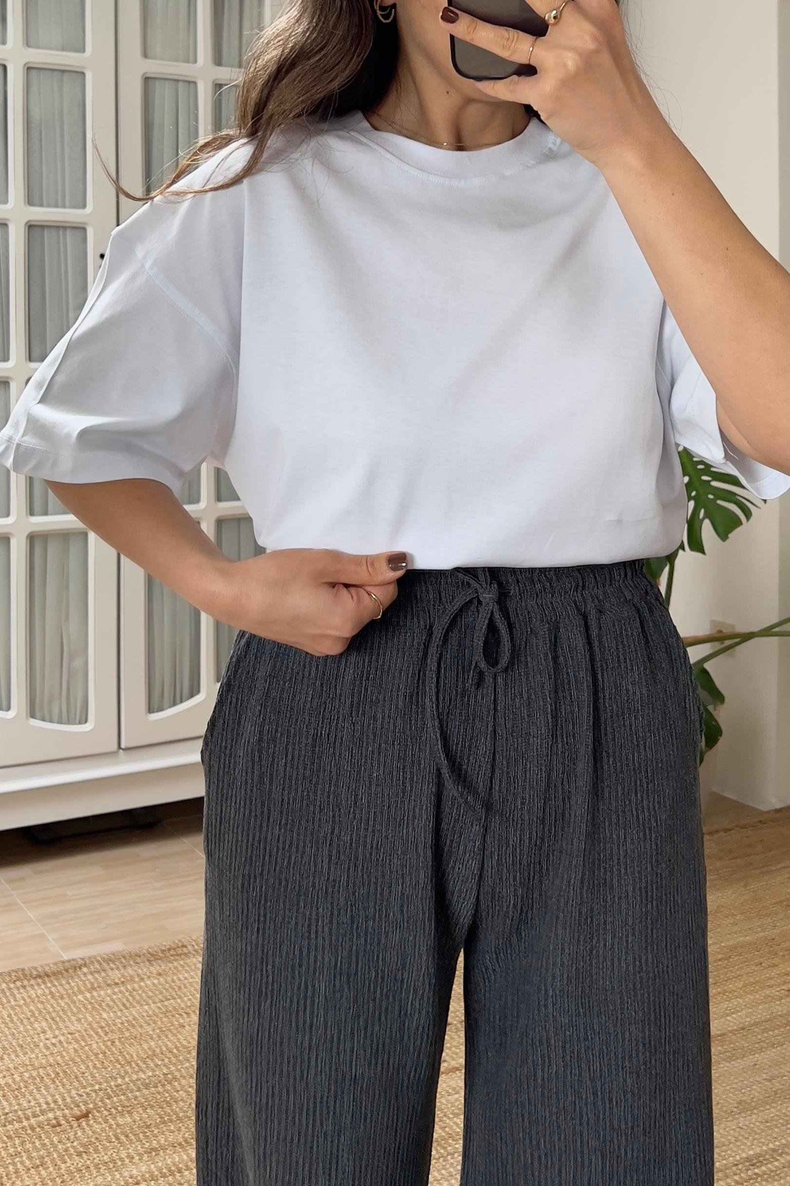 Zr Beyaz Oversize Crop Tshirt uygun fiyatlarda www.butikhola.com adresinde