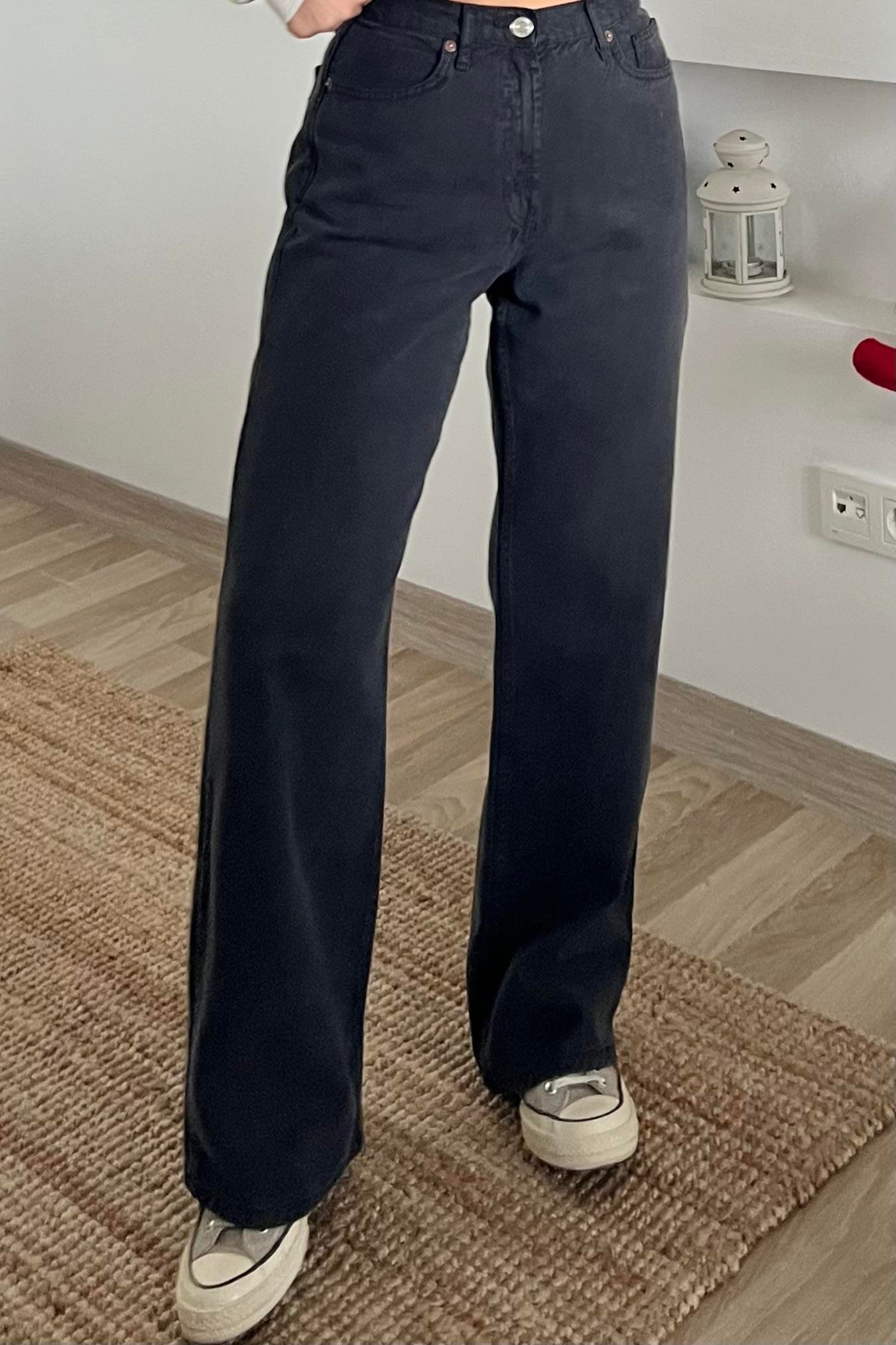 Zr Siyah Yıkamalı Wide Leg Jean uygun fiyatlarda www.butikhola.com adresinde
