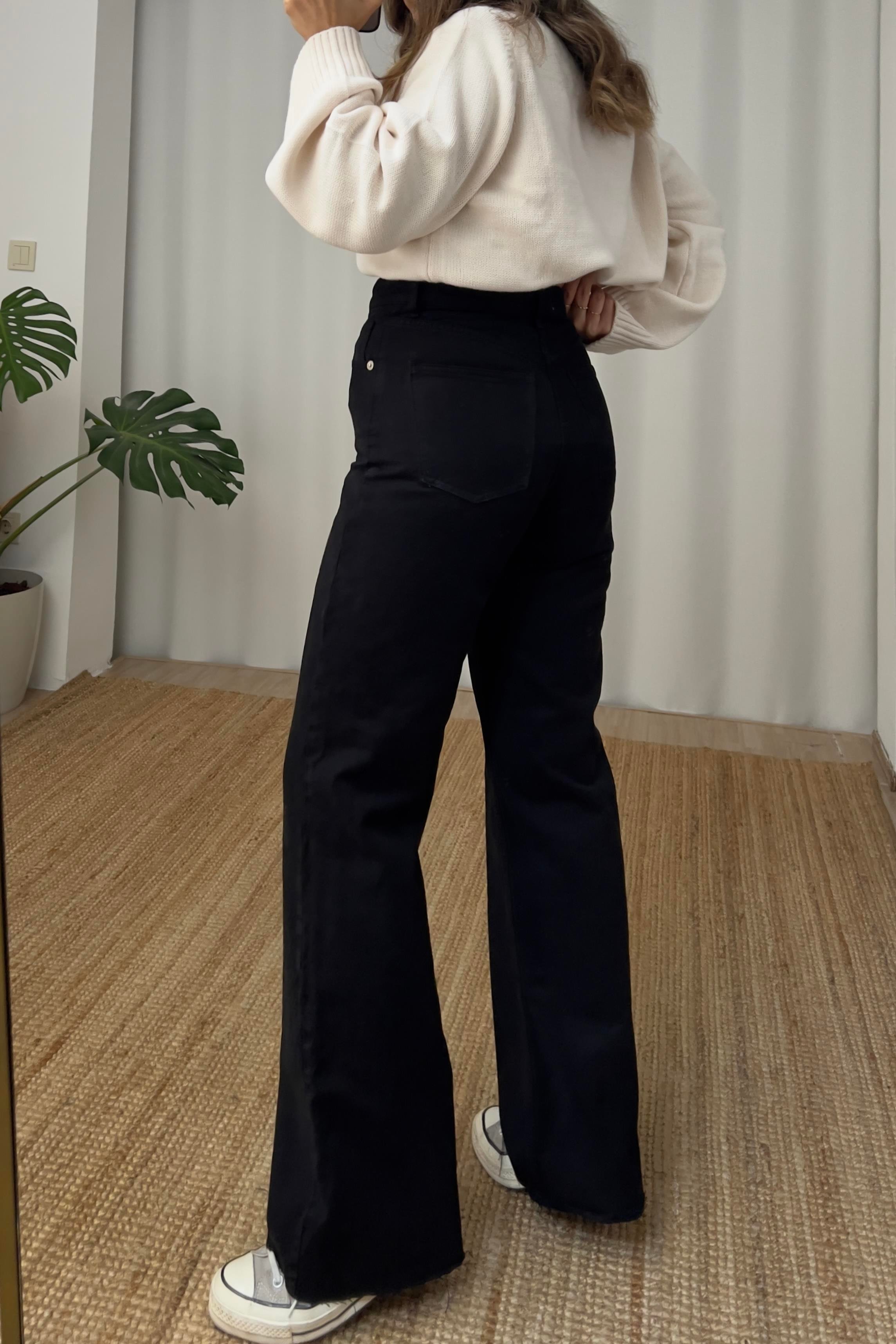 Zr Siyah Yüksek Bel Straight Jean uygun fiyatlarda www.butikhola.com adresinde