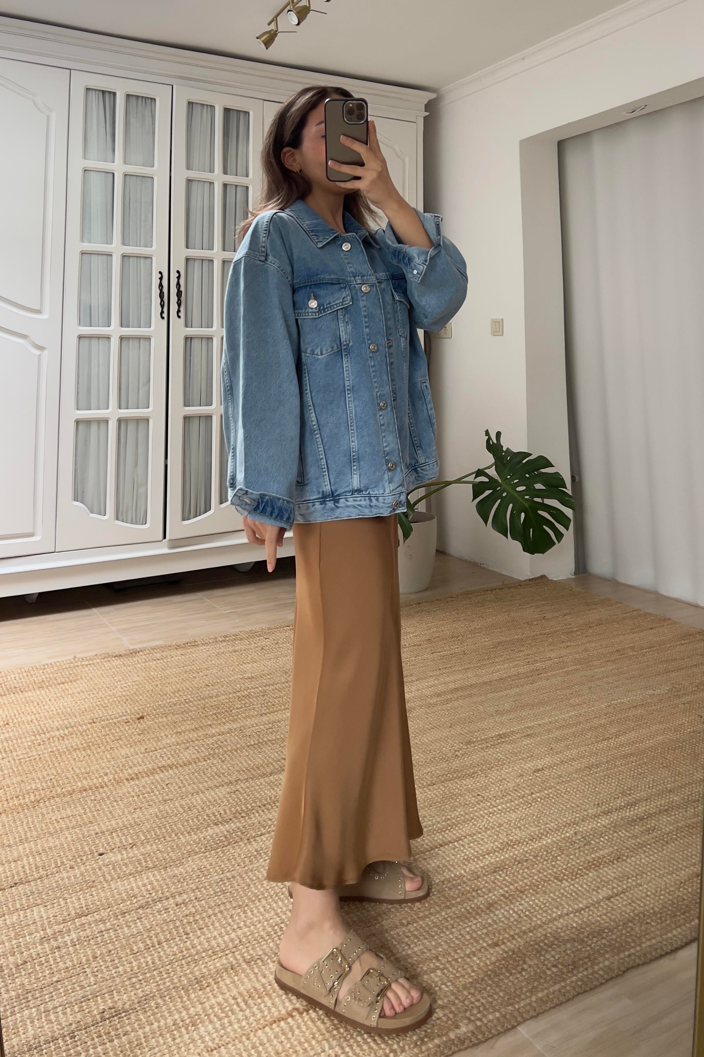 Zr Yıkamalı Kot Ceket uygun fiyatlarda www.butikhola.com adresinde