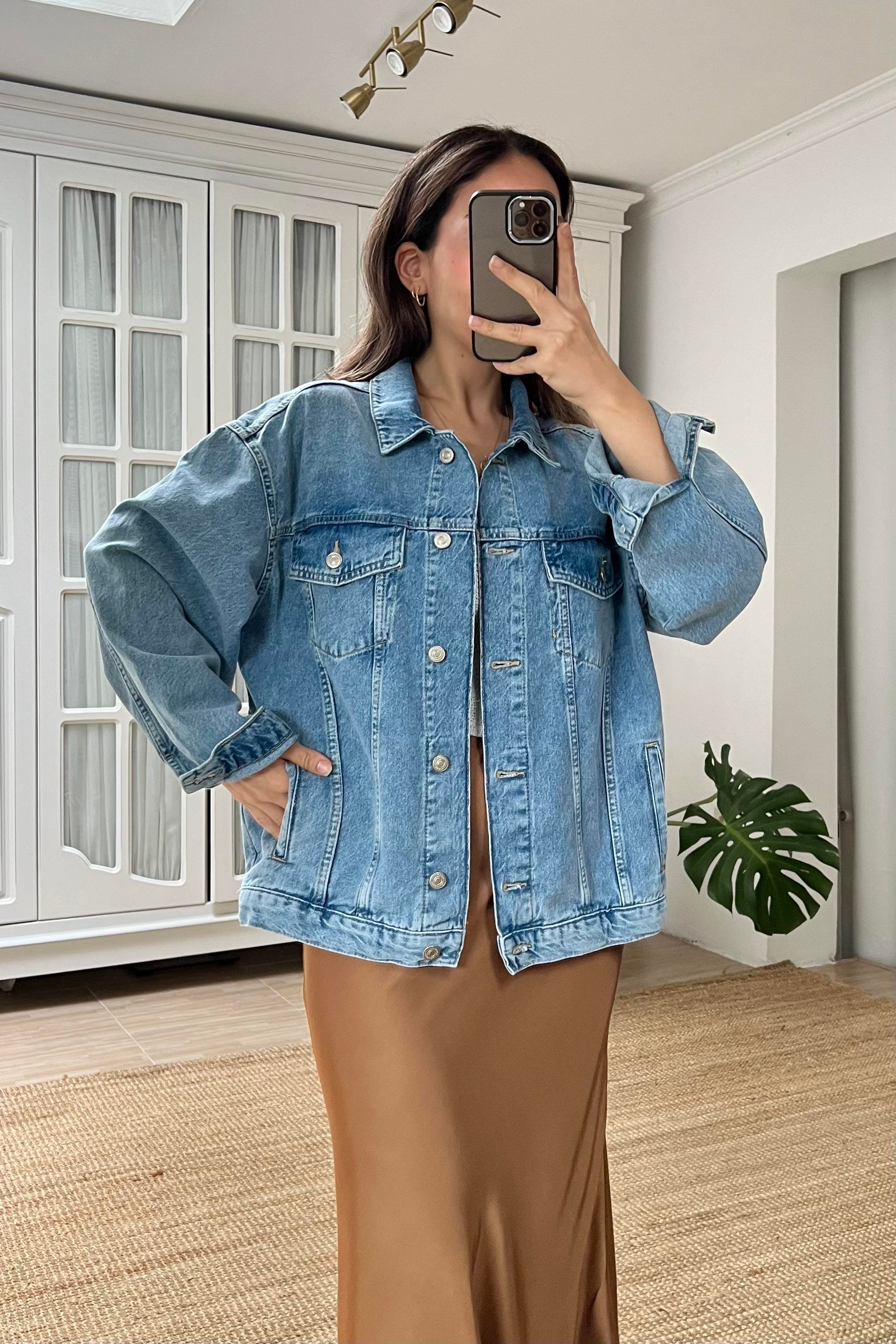 Zr Yıkamalı Kot Ceket uygun fiyatlarda www.butikhola.com adresinde