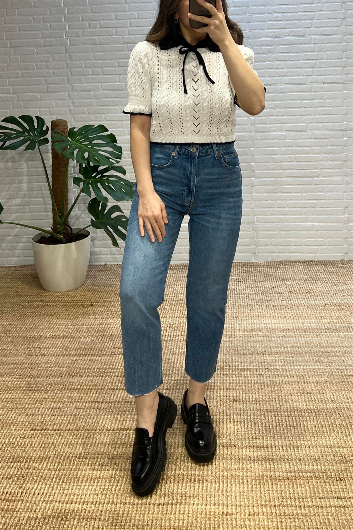 ZR Yıkamalı Mom Jean uygun fiyatlarda www.butikhola.com adresinde