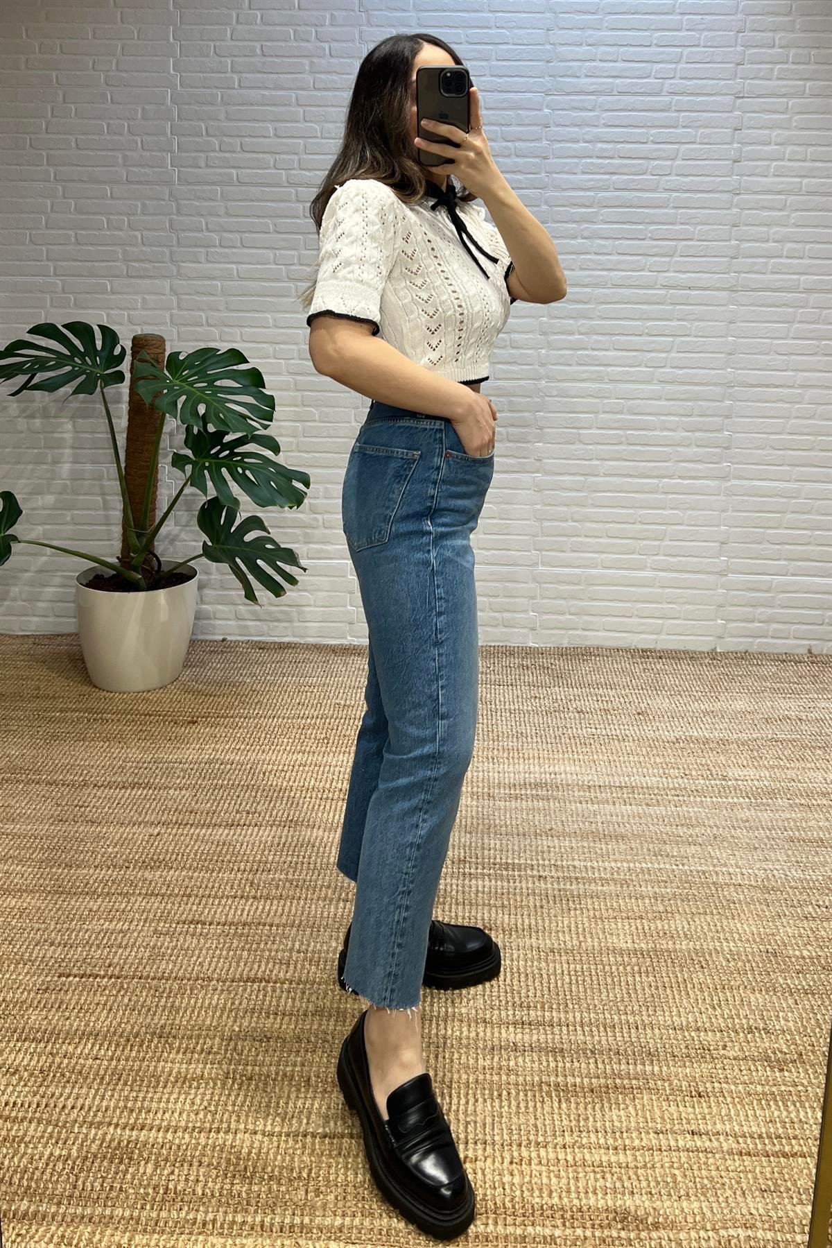 ZR Yıkamalı Mom Jean uygun fiyatlarda www.butikhola.com adresinde