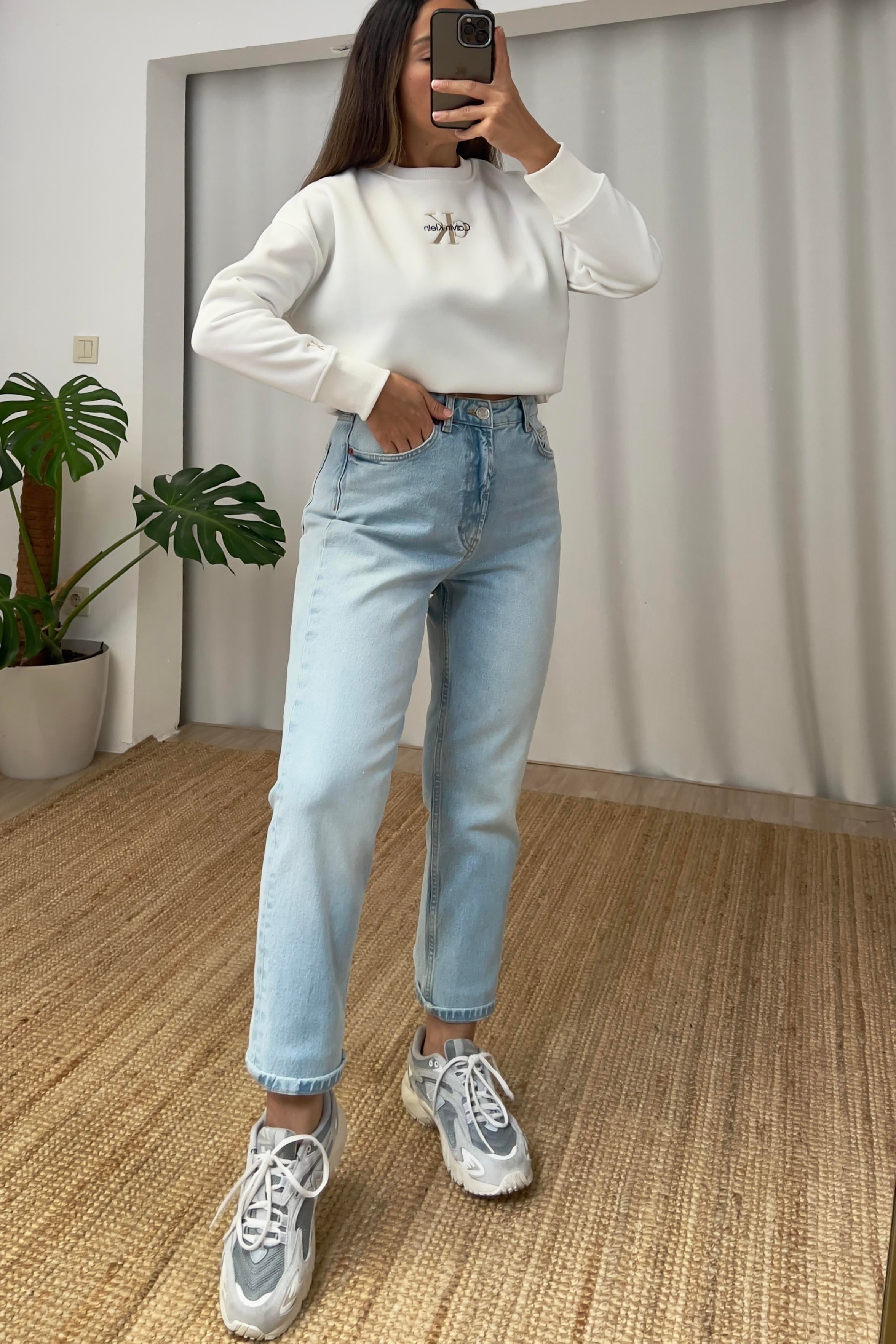 Zr Yüksek Bel Açık Mavi Mom Jean uygun fiyatlarda www.butikhola.com adresinde