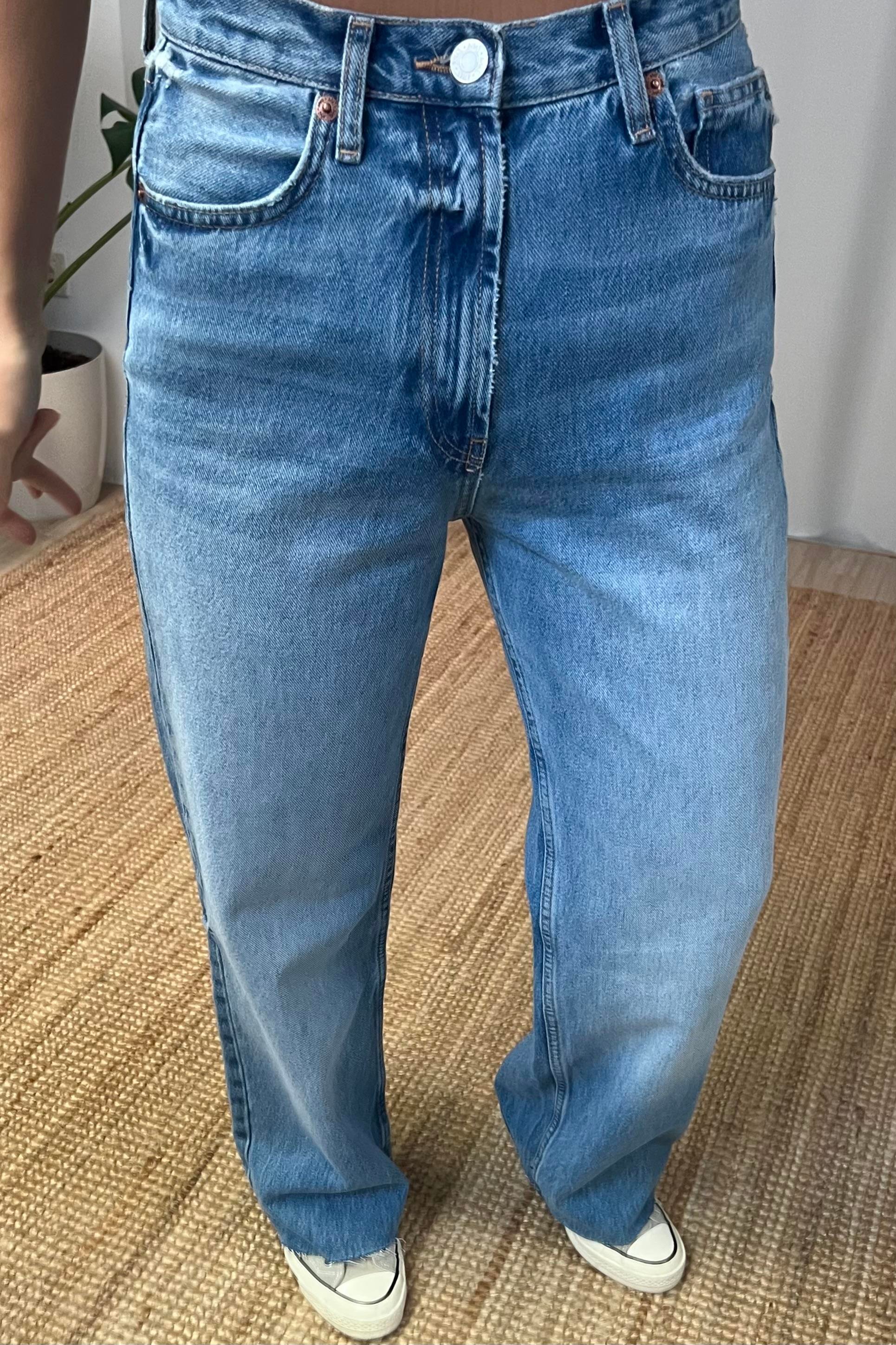 Zr Yüksek Bel Wide Leg Yıkamalı Jean uygun fiyatlarda www.butikhola.com adresinde