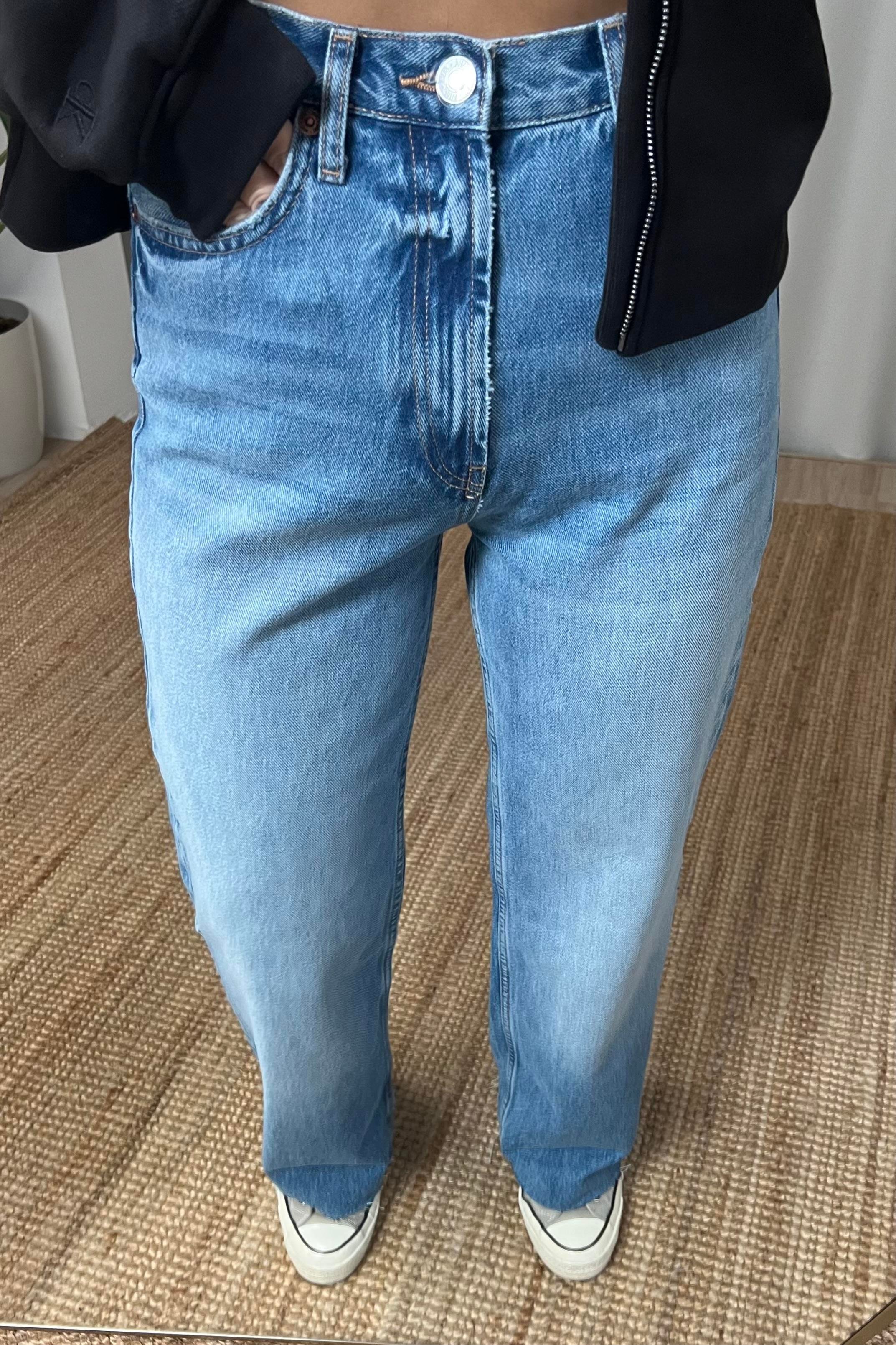 Zr Yüksek Bel Wide Leg Yıkamalı Jean uygun fiyatlarda www.butikhola.com adresinde