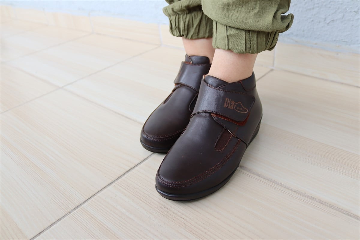 DIABETIC ORTHOPEDIC WOMEN'S CASUAL SHOES