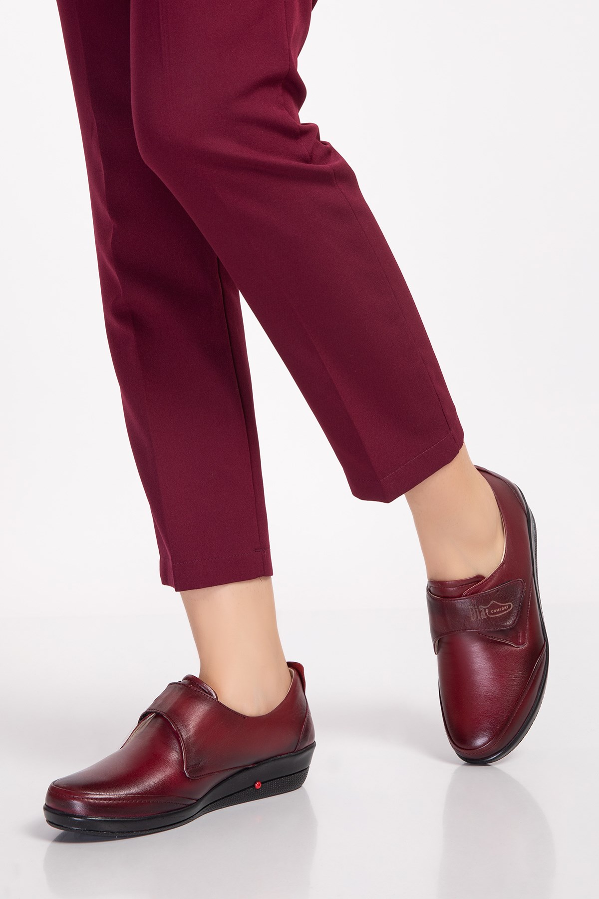 Burgundy Diabetic Orthopedic Womens Walking Shoes