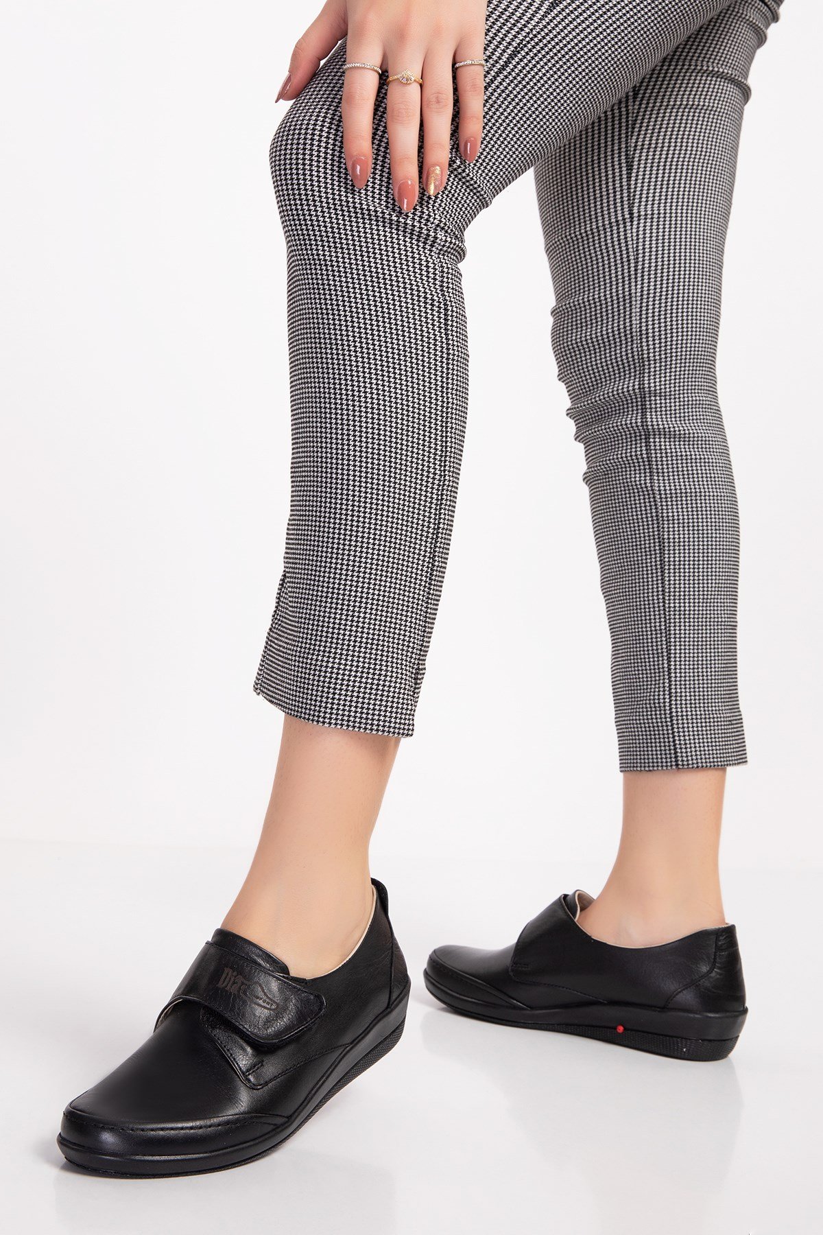 Black Diabetic Orthopedic Womens Walking Shoes