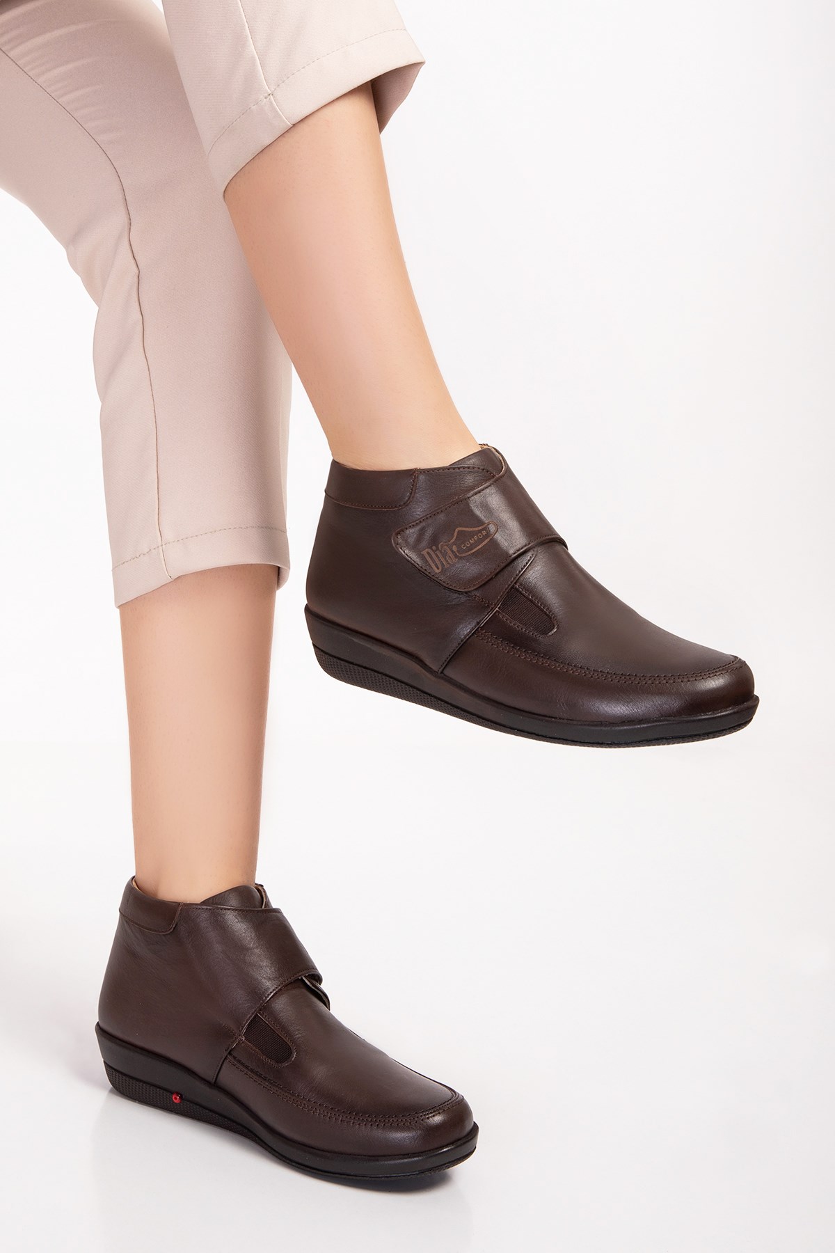 Brown Diabetic Orthopedic Womens Casual Shoes