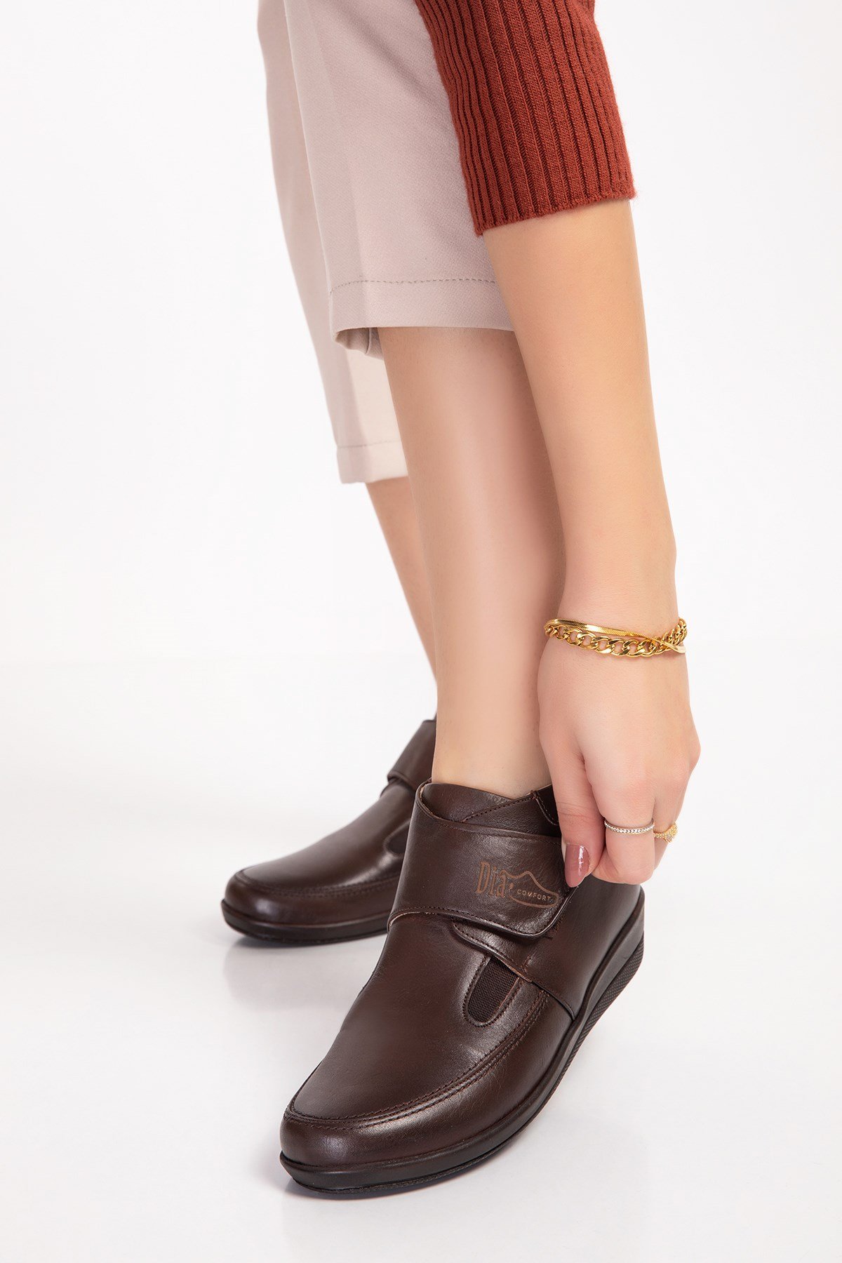 Brown Diabetic Orthopedic Womens Casual Shoes