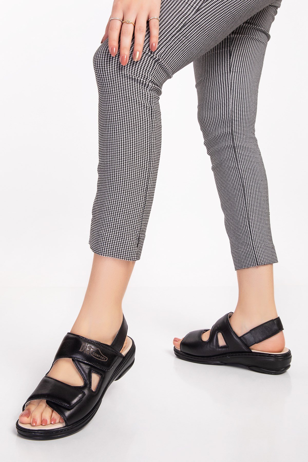 Black Diabetic Orthopedic Womens Sandals