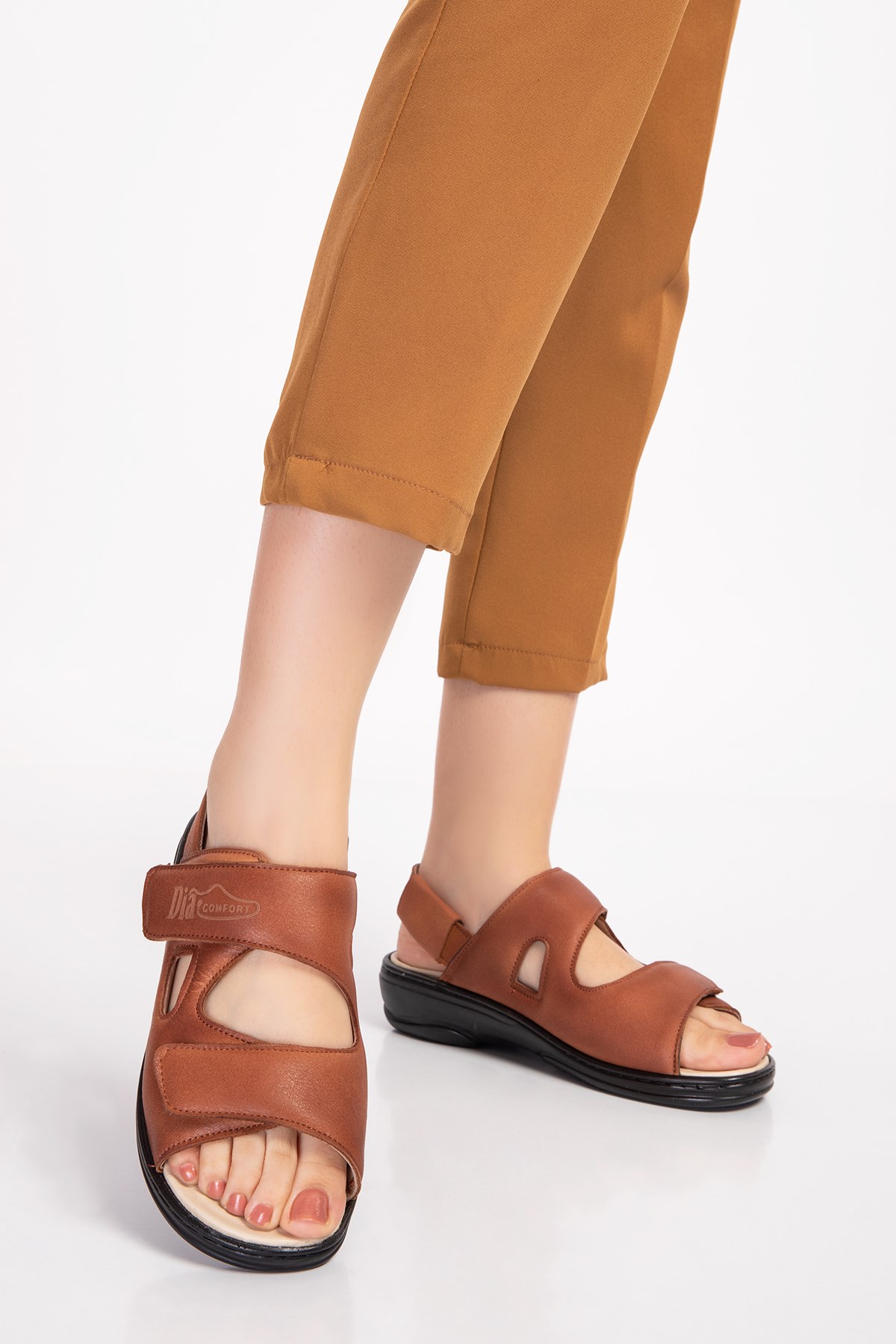 Brown Diabetic Orthopedic For Women Sandals