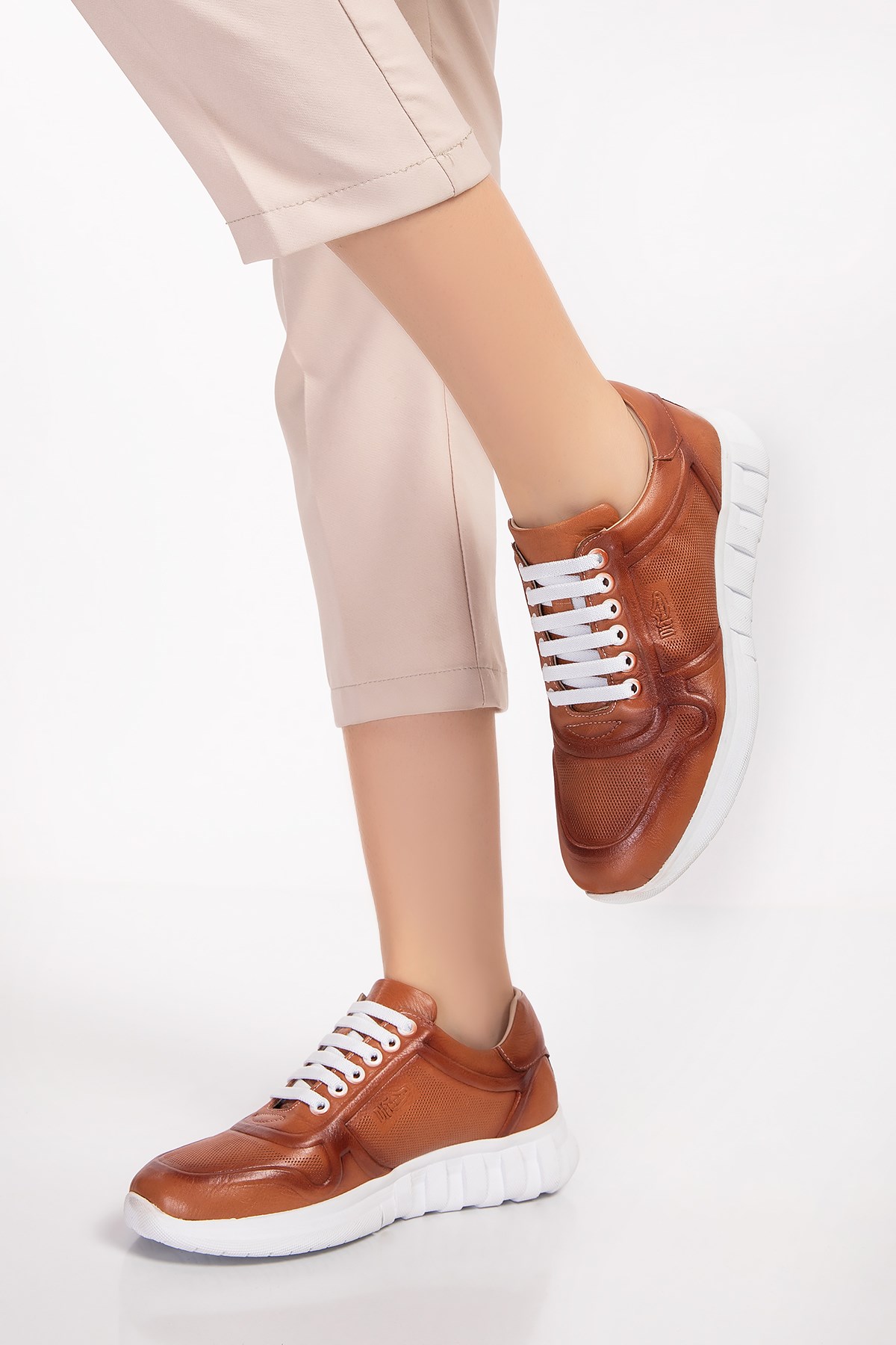 Brown Diabetic Orthopedic Womens Sport Shoes