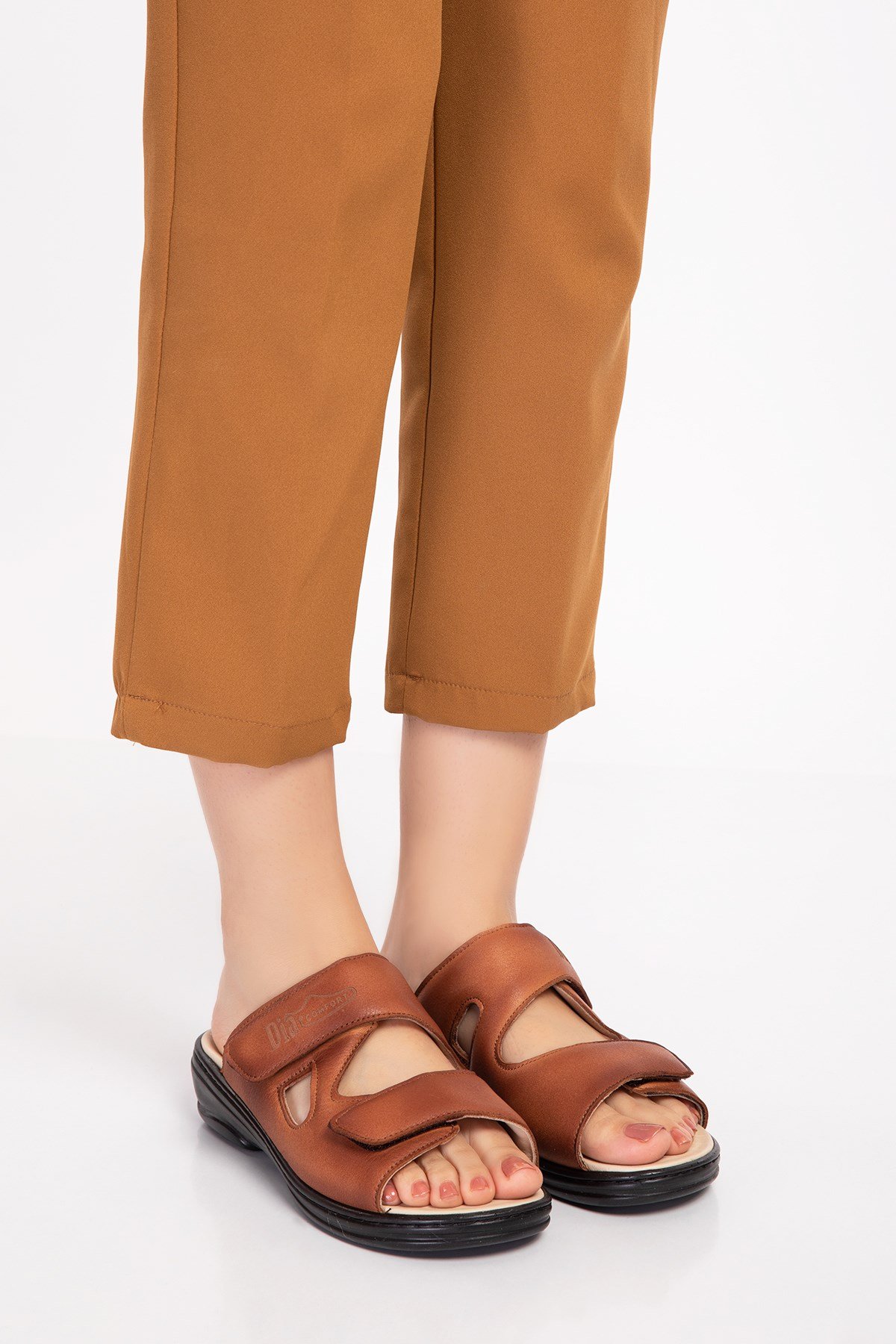 Brown Diabetic Orthopedic For Women Slipper