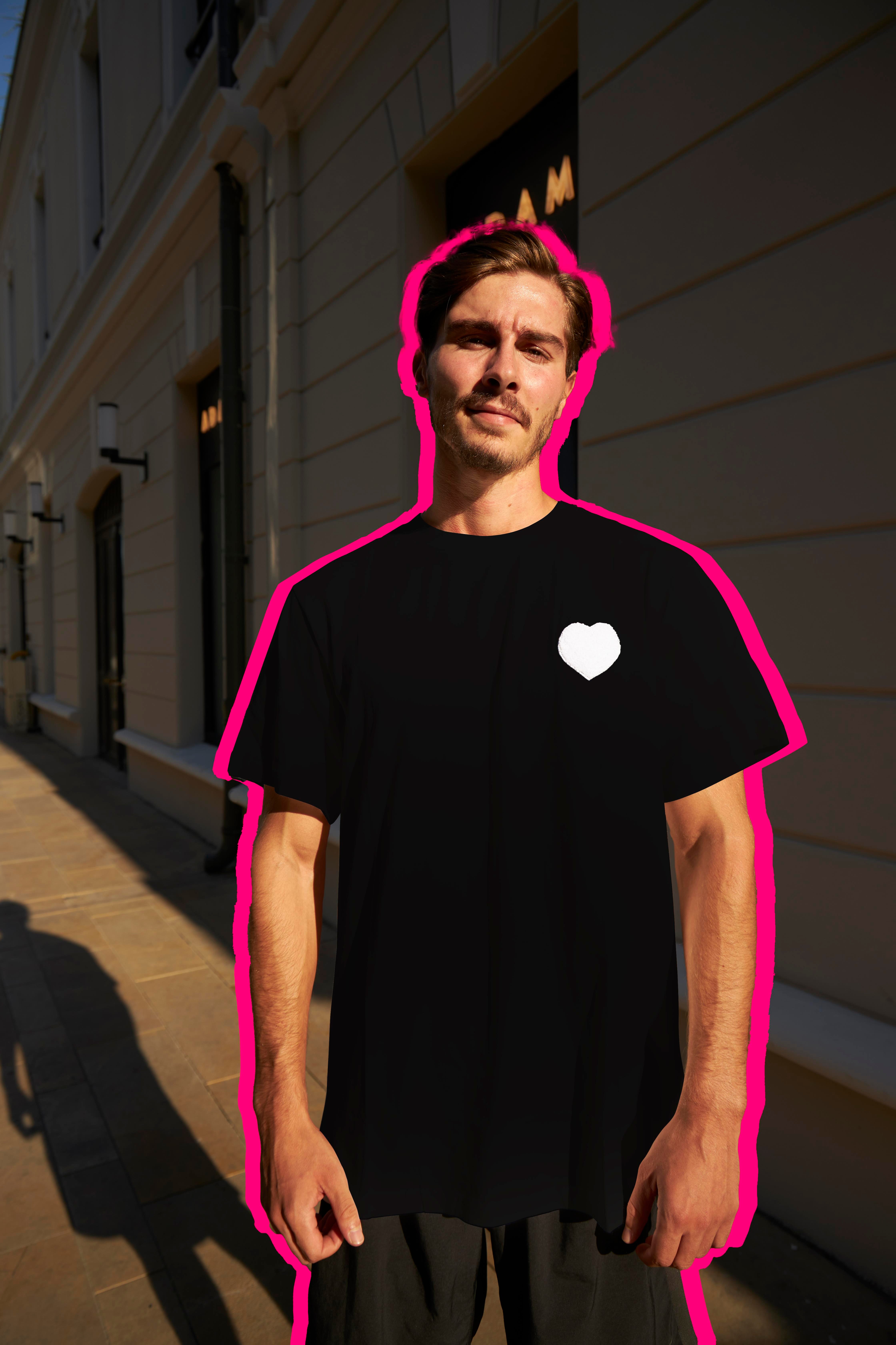 OSCARMORRIS x TEGV Nakışlı T-Shirt (M-L Beden)